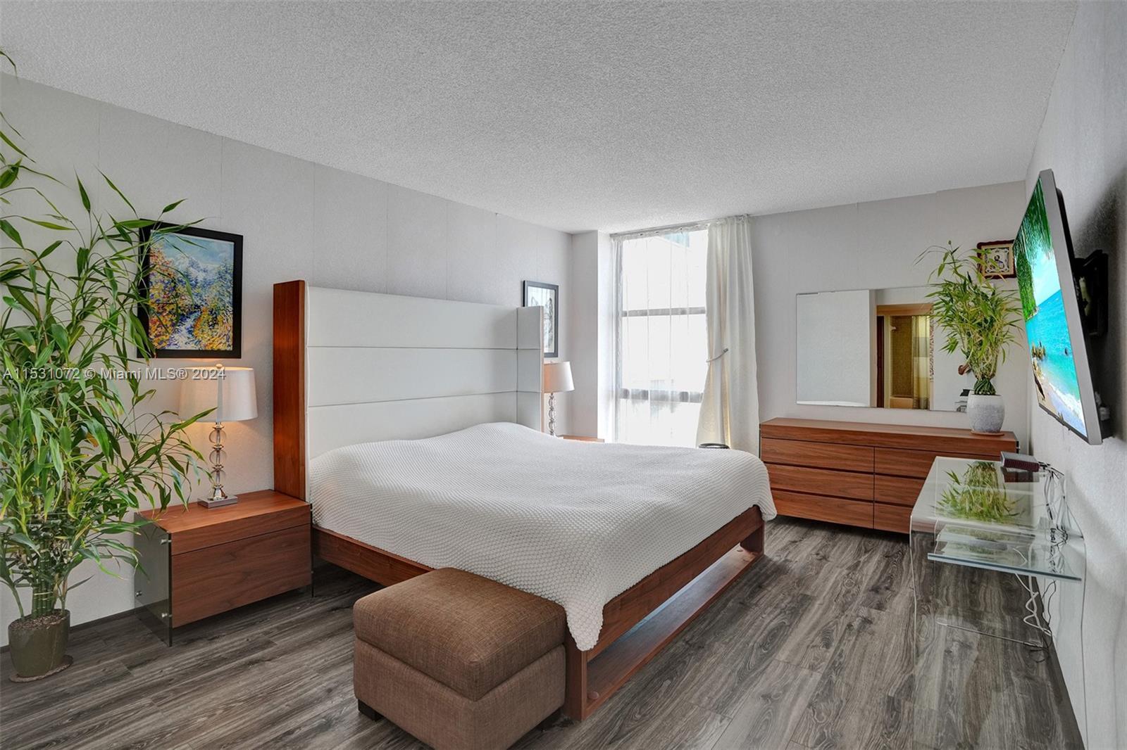 3625 N Country Club Dr 2410, Aventura, Florida 33180, 2 Bedrooms Bedrooms, ,2 BathroomsBathrooms,Residential,For Sale,3625 N Country Club Dr 2410,A11531072