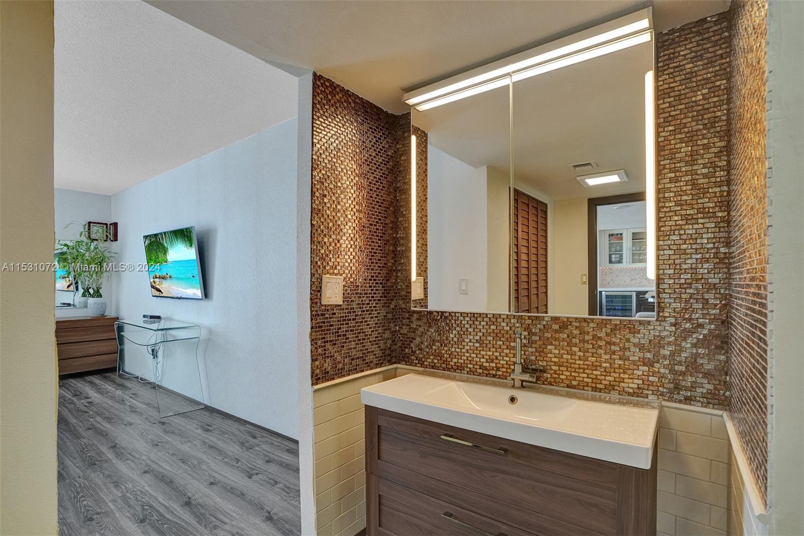 3625 N Country Club Dr 2410, Aventura, Florida 33180, 2 Bedrooms Bedrooms, ,2 BathroomsBathrooms,Residential,For Sale,3625 N Country Club Dr 2410,A11531072