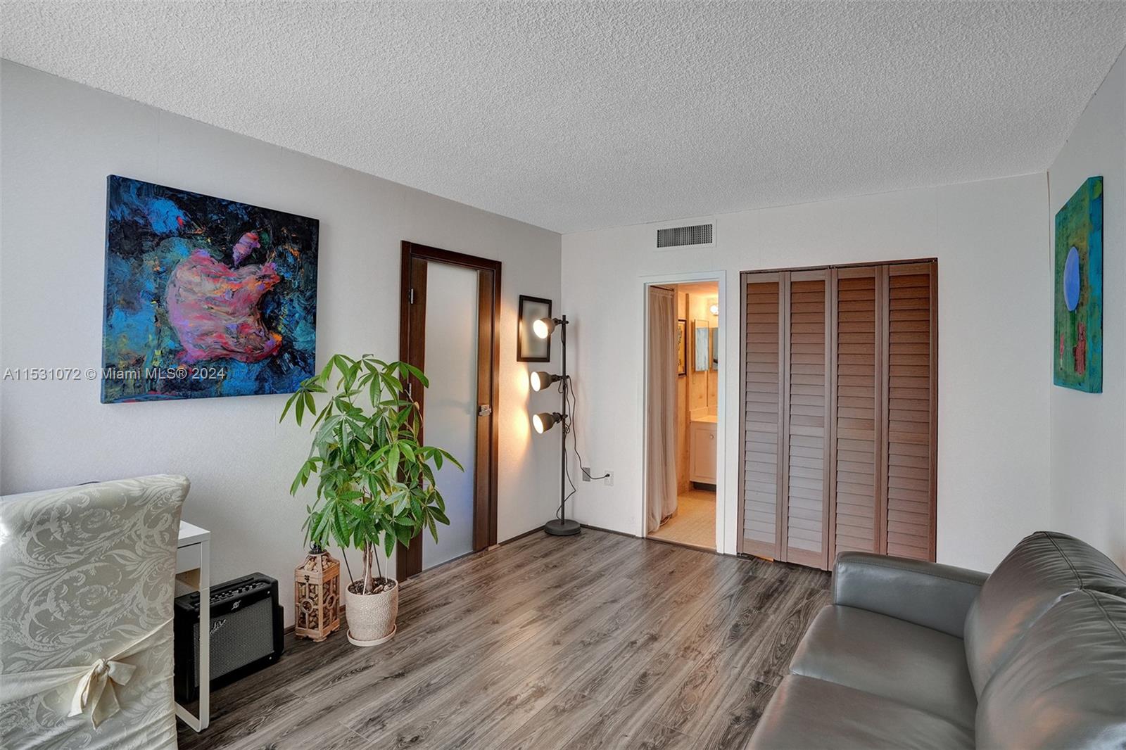 3625 N Country Club Dr 2410, Aventura, Florida 33180, 2 Bedrooms Bedrooms, ,2 BathroomsBathrooms,Residential,For Sale,3625 N Country Club Dr 2410,A11531072