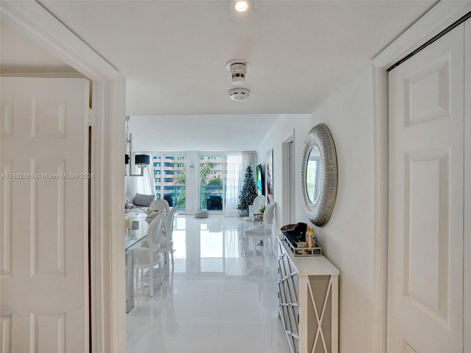 1880 S Ocean Dr 503, Hallandale Beach, Florida 33009, 2 Bedrooms Bedrooms, ,2 BathroomsBathrooms,Residential,For Sale,1880 S Ocean Dr 503,A11532485