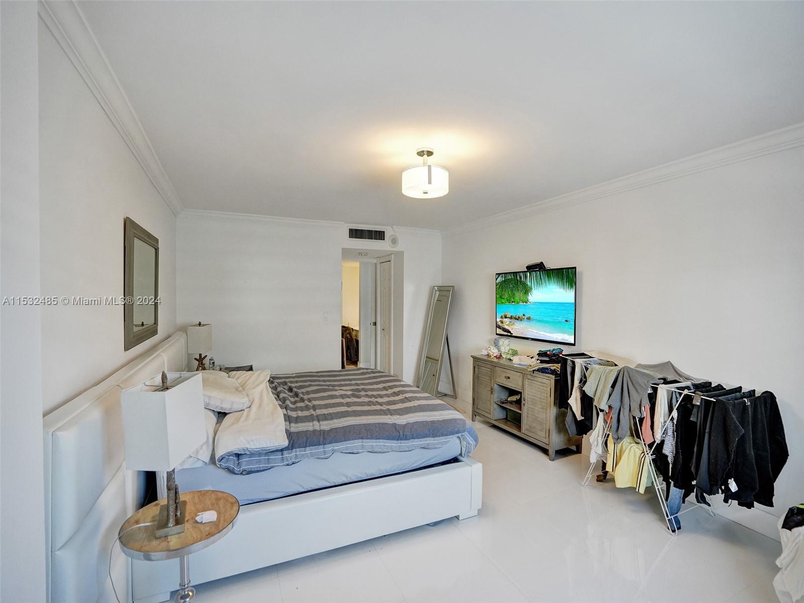 1880 S Ocean Dr 503, Hallandale Beach, Florida 33009, 2 Bedrooms Bedrooms, ,2 BathroomsBathrooms,Residential,For Sale,1880 S Ocean Dr 503,A11532485