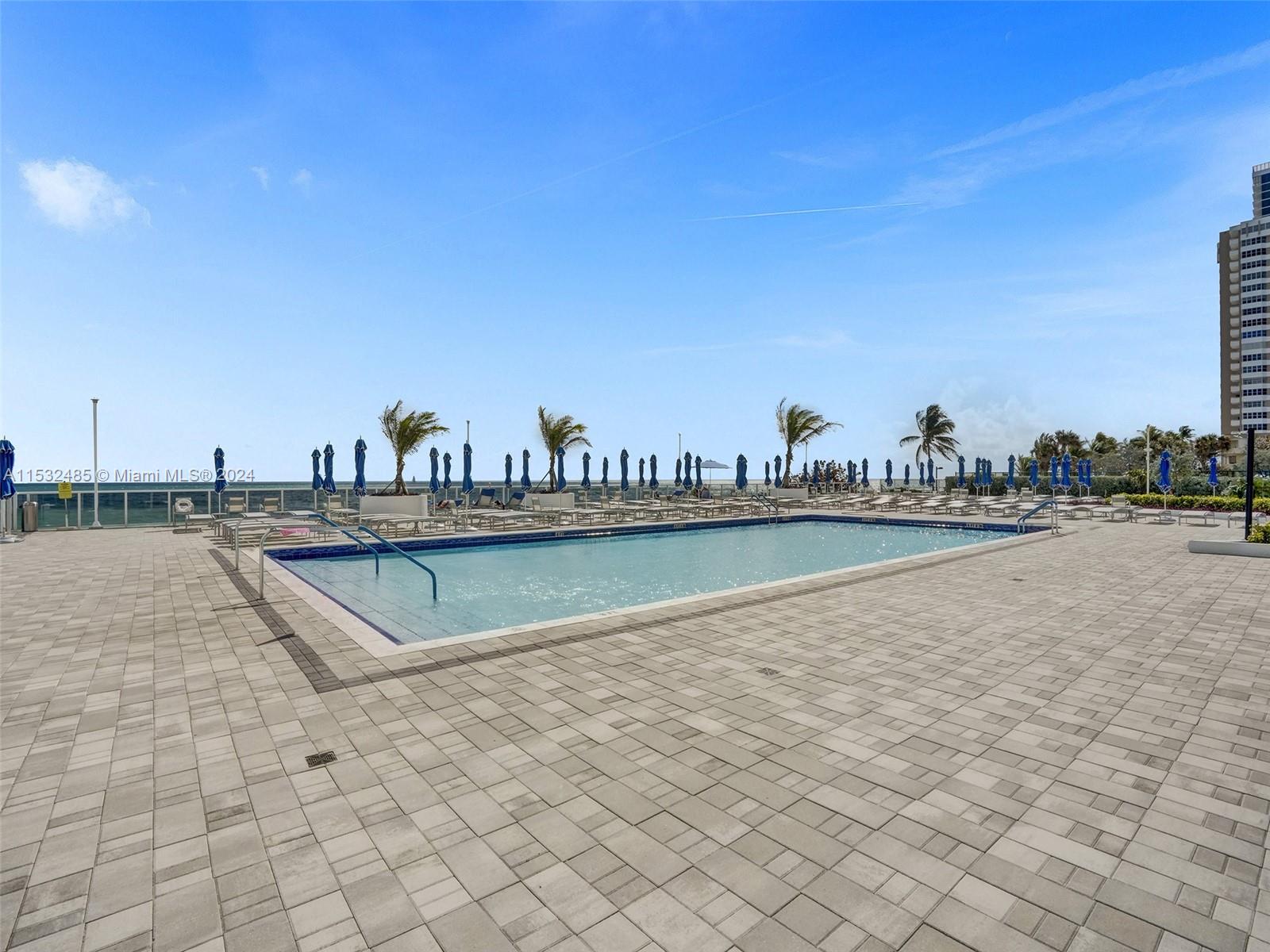 1880 S Ocean Dr 503, Hallandale Beach, Florida 33009, 2 Bedrooms Bedrooms, ,2 BathroomsBathrooms,Residential,For Sale,1880 S Ocean Dr 503,A11532485