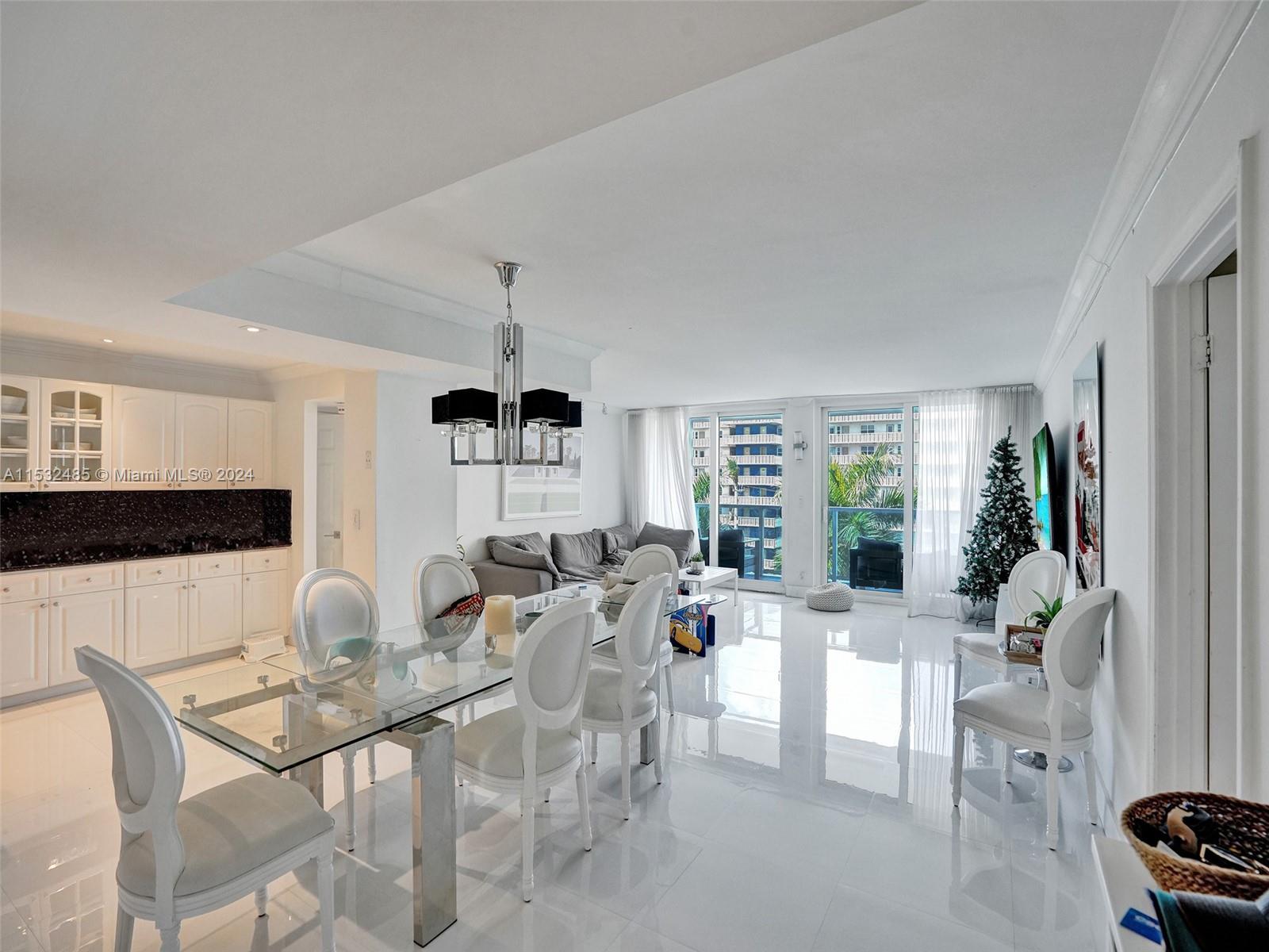 1880 S Ocean Dr 503, Hallandale Beach, Florida 33009, 2 Bedrooms Bedrooms, ,2 BathroomsBathrooms,Residential,For Sale,1880 S Ocean Dr 503,A11532485