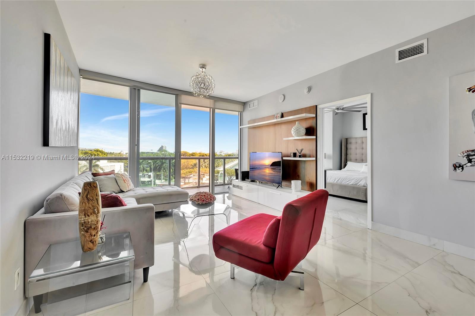 888 Biscayne Blvd 411, Miami, Florida 33132, 1 Bedroom Bedrooms, ,1 BathroomBathrooms,Residential,For Sale,888 Biscayne Blvd 411,A11532219