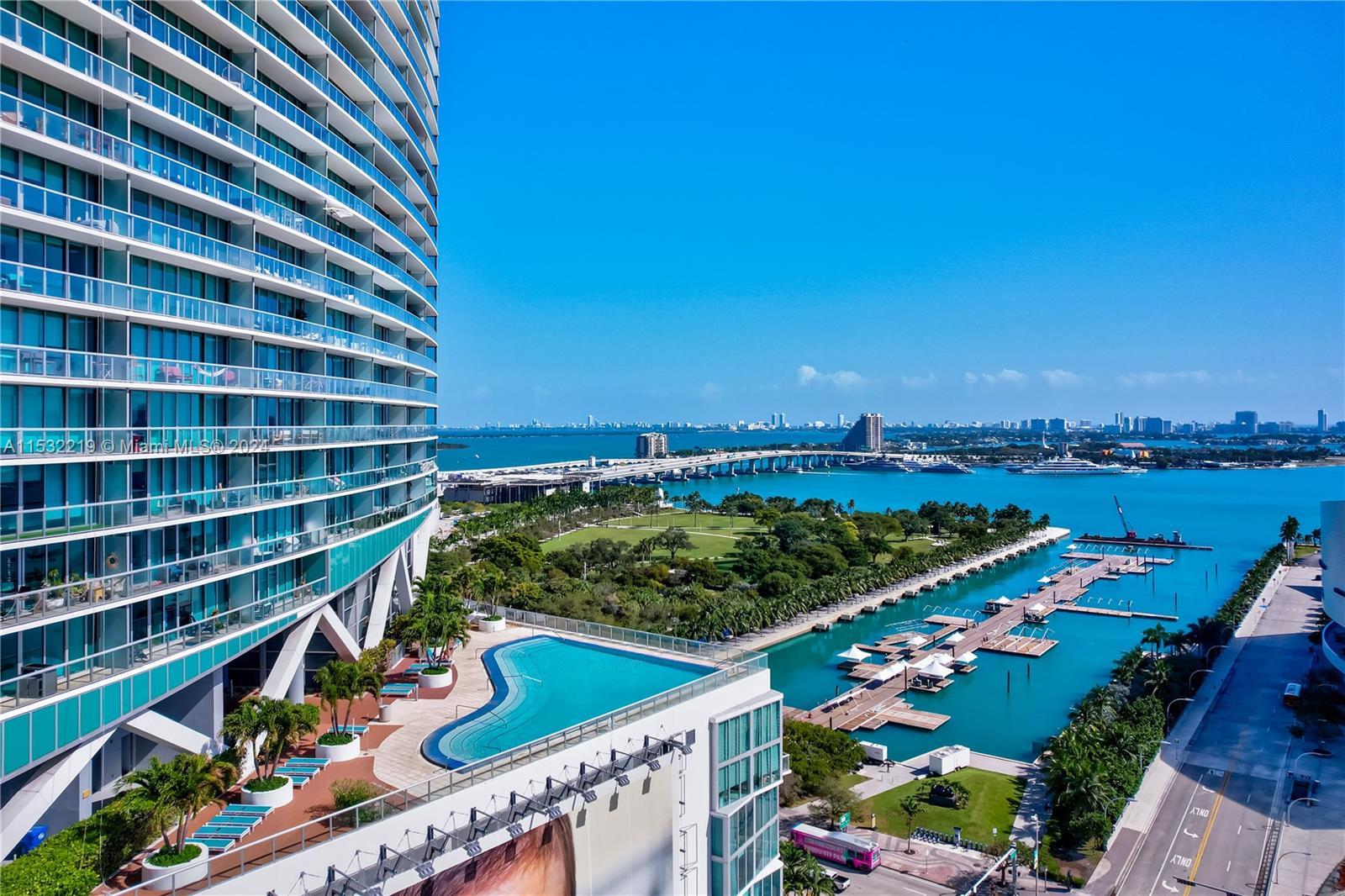 888 Biscayne Blvd 411, Miami, Florida 33132, 1 Bedroom Bedrooms, ,1 BathroomBathrooms,Residential,For Sale,888 Biscayne Blvd 411,A11532219