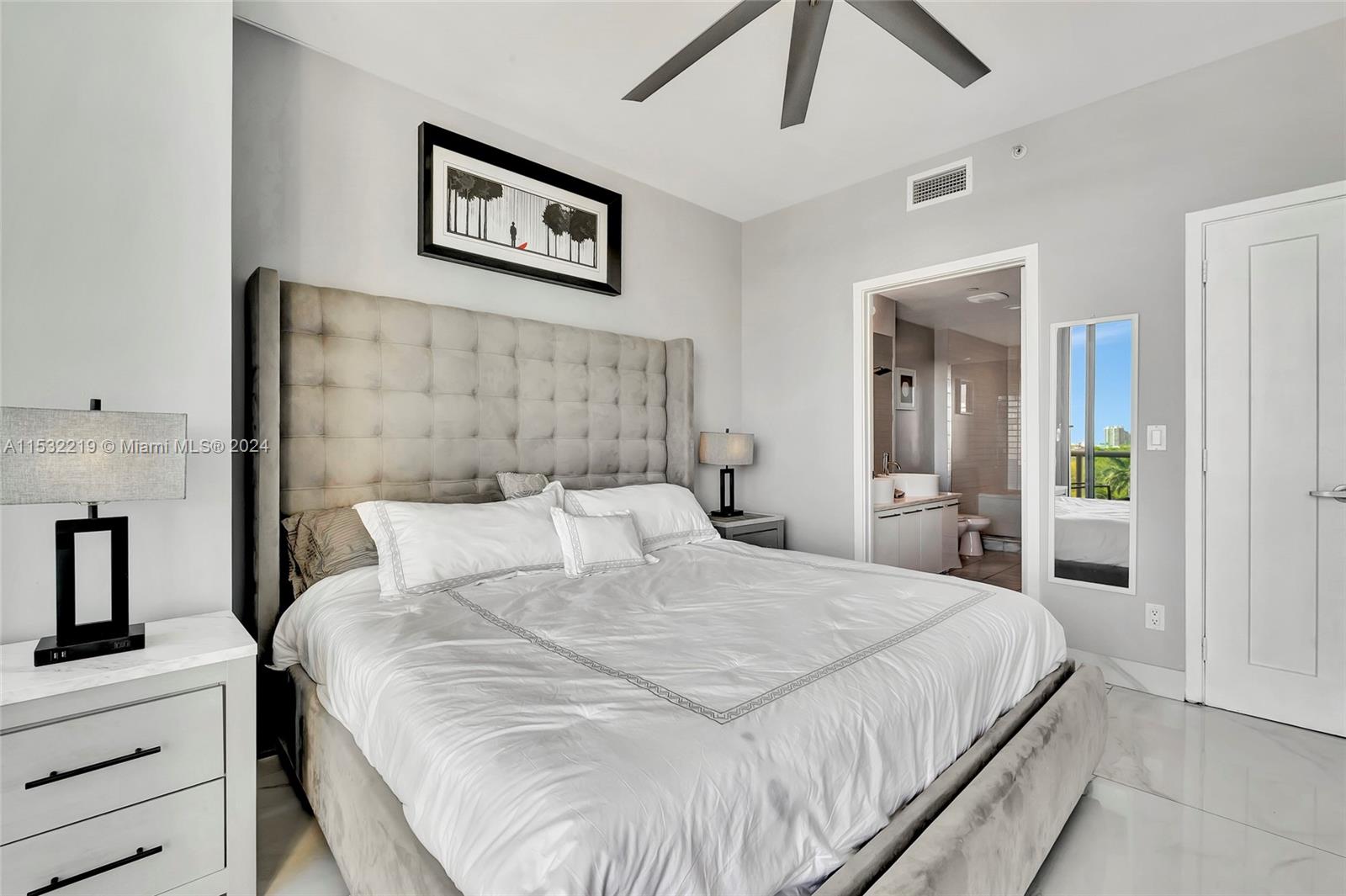 888 Biscayne Blvd 411, Miami, Florida 33132, 1 Bedroom Bedrooms, ,1 BathroomBathrooms,Residential,For Sale,888 Biscayne Blvd 411,A11532219