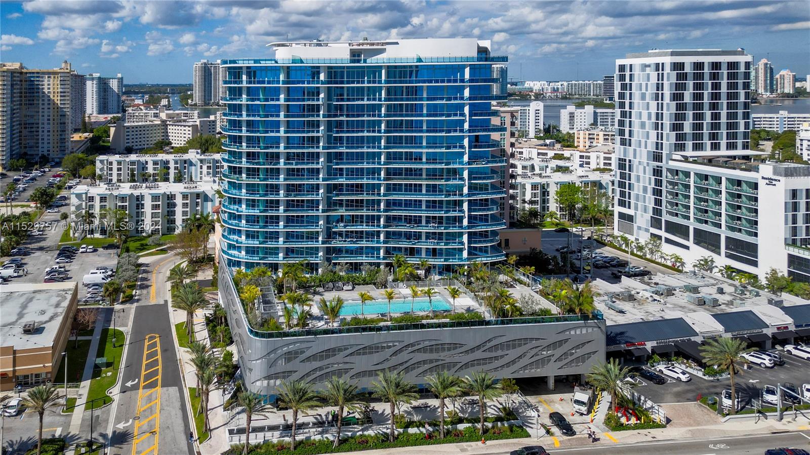 Condo for Sale in Sunny Isles Beach, FL