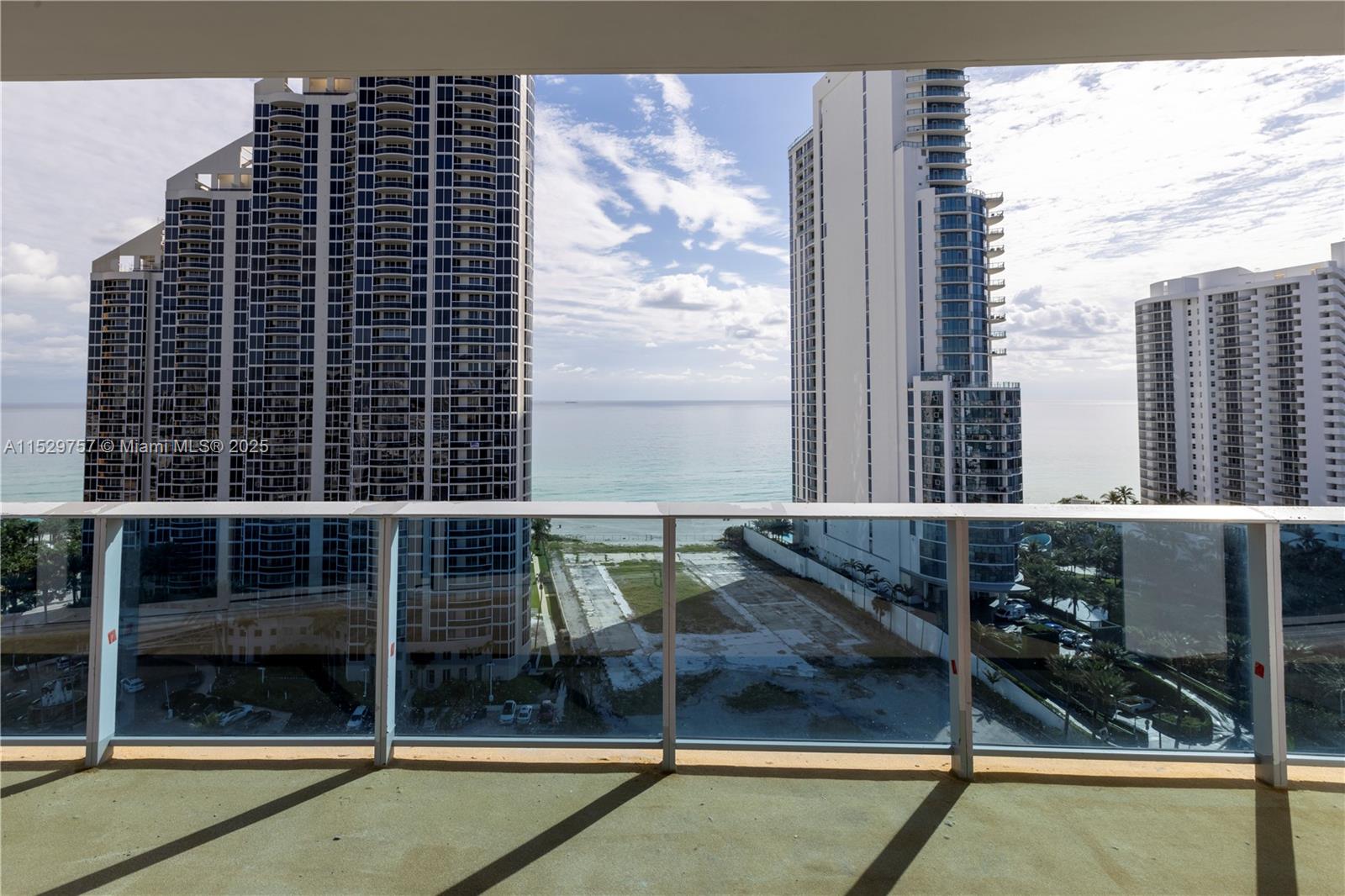 17550 Collins Avenue, Sunny Isles Beach, FL, 33160 United States, 2 Bedrooms Bedrooms, ,2 BathroomsBathrooms,Residential,For Sale,Collins Avenue,A11529757