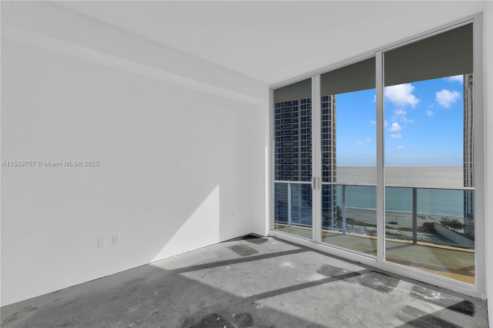 17550 Collins Avenue, Sunny Isles Beach, FL, 33160 United States, 2 Bedrooms Bedrooms, ,2 BathroomsBathrooms,Residential,For Sale,Collins Avenue,A11529757