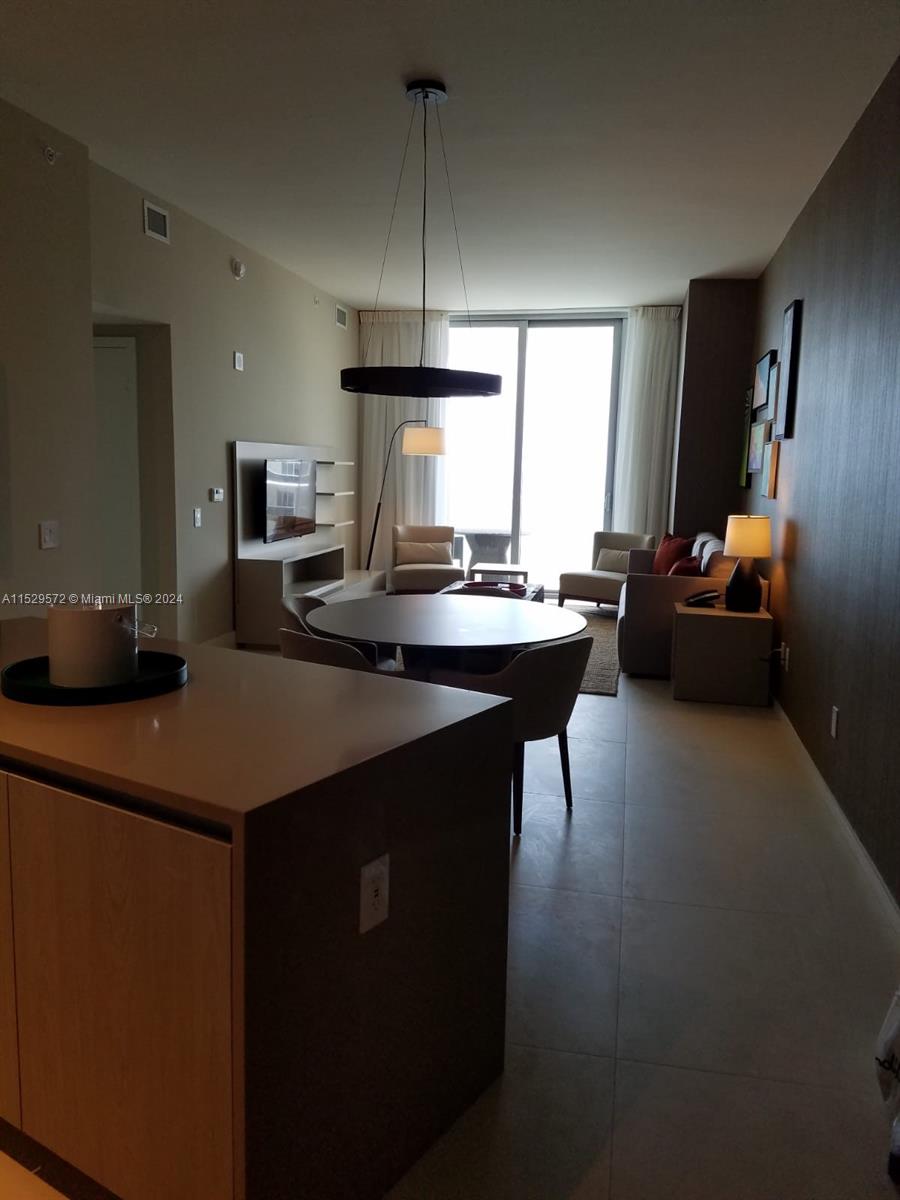 4111 S Ocean Dr MPH09, Hollywood, Florida 33019, 1 Bedroom Bedrooms, ,1 BathroomBathrooms,Residential,For Sale,4111 S Ocean Dr MPH09,A11529572