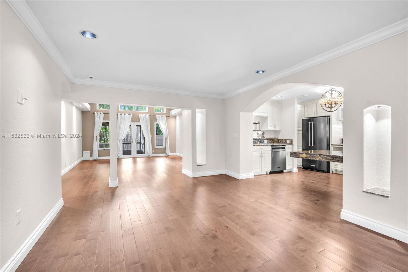 1020 Johnson St, Hollywood, Florida 33019, 3 Bedrooms Bedrooms, ,2 BathroomsBathrooms,Residential,For Sale,1020 Johnson St,A11532533