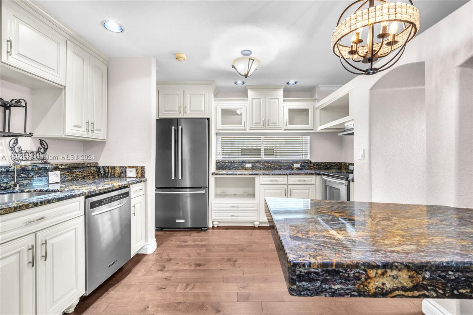 1020 Johnson St, Hollywood, Florida 33019, 3 Bedrooms Bedrooms, ,2 BathroomsBathrooms,Residential,For Sale,1020 Johnson St,A11532533