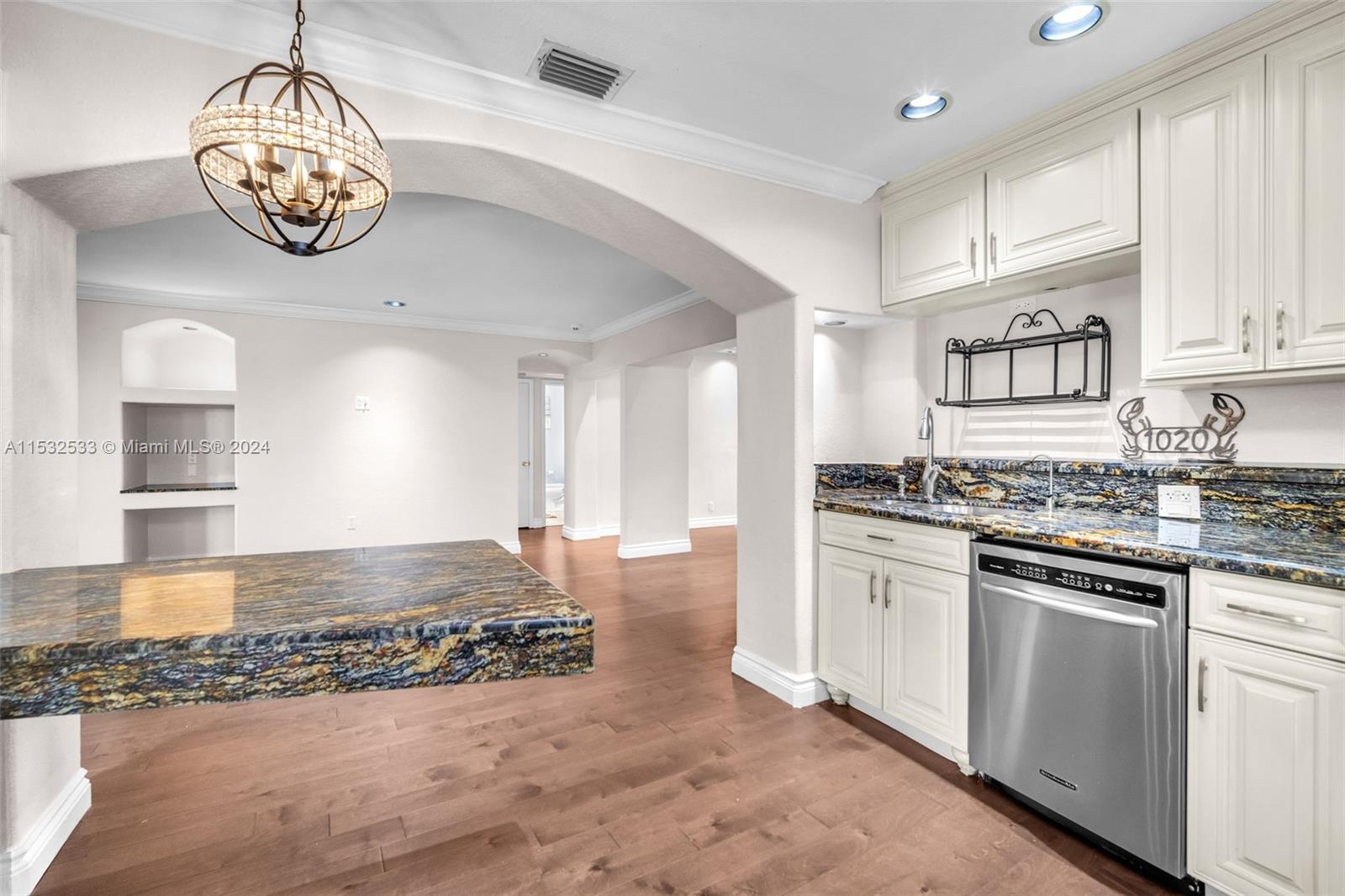 1020 Johnson St, Hollywood, Florida 33019, 3 Bedrooms Bedrooms, ,2 BathroomsBathrooms,Residential,For Sale,1020 Johnson St,A11532533