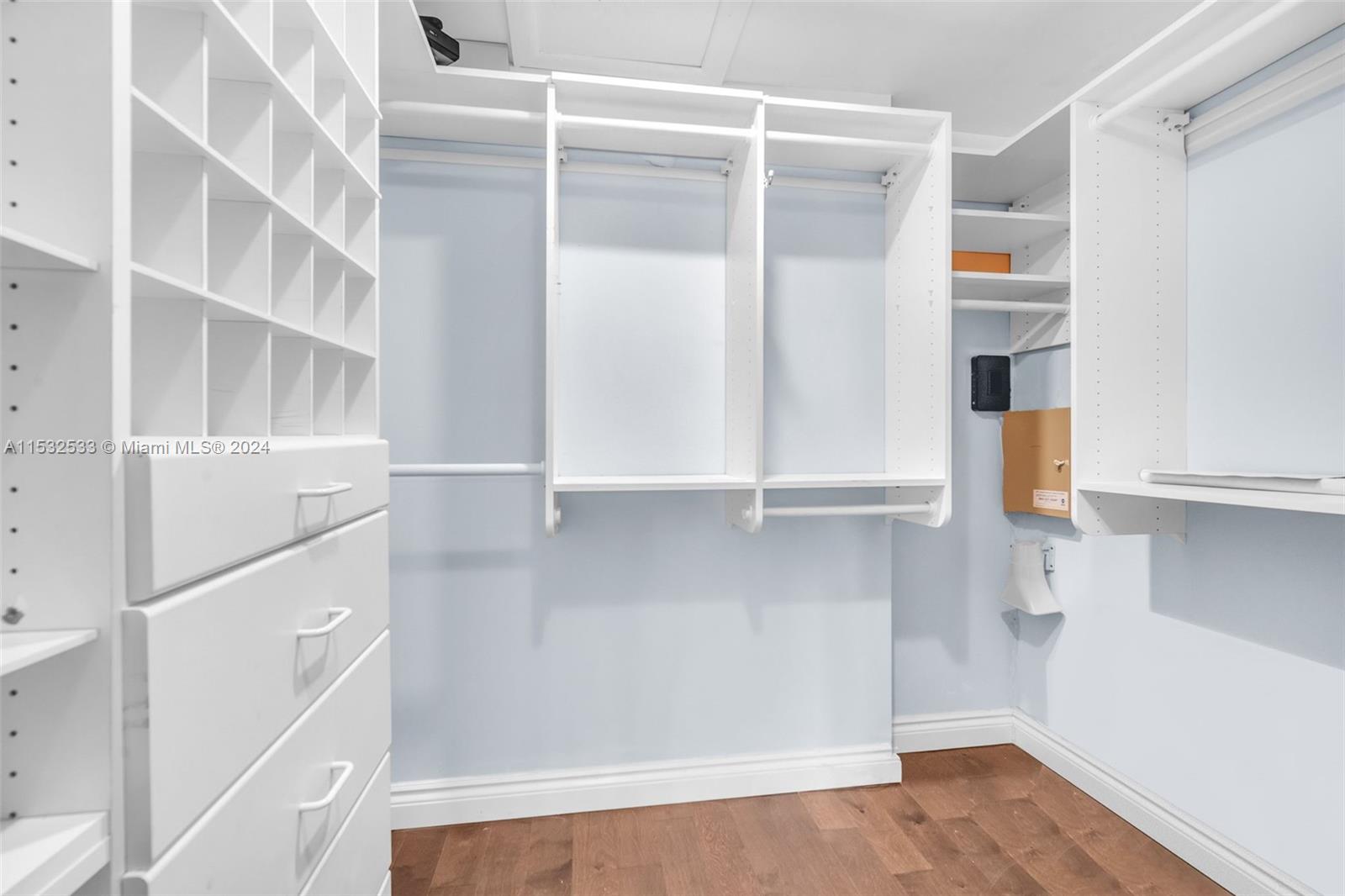 1020 Johnson St, Hollywood, Florida 33019, 3 Bedrooms Bedrooms, ,2 BathroomsBathrooms,Residential,For Sale,1020 Johnson St,A11532533