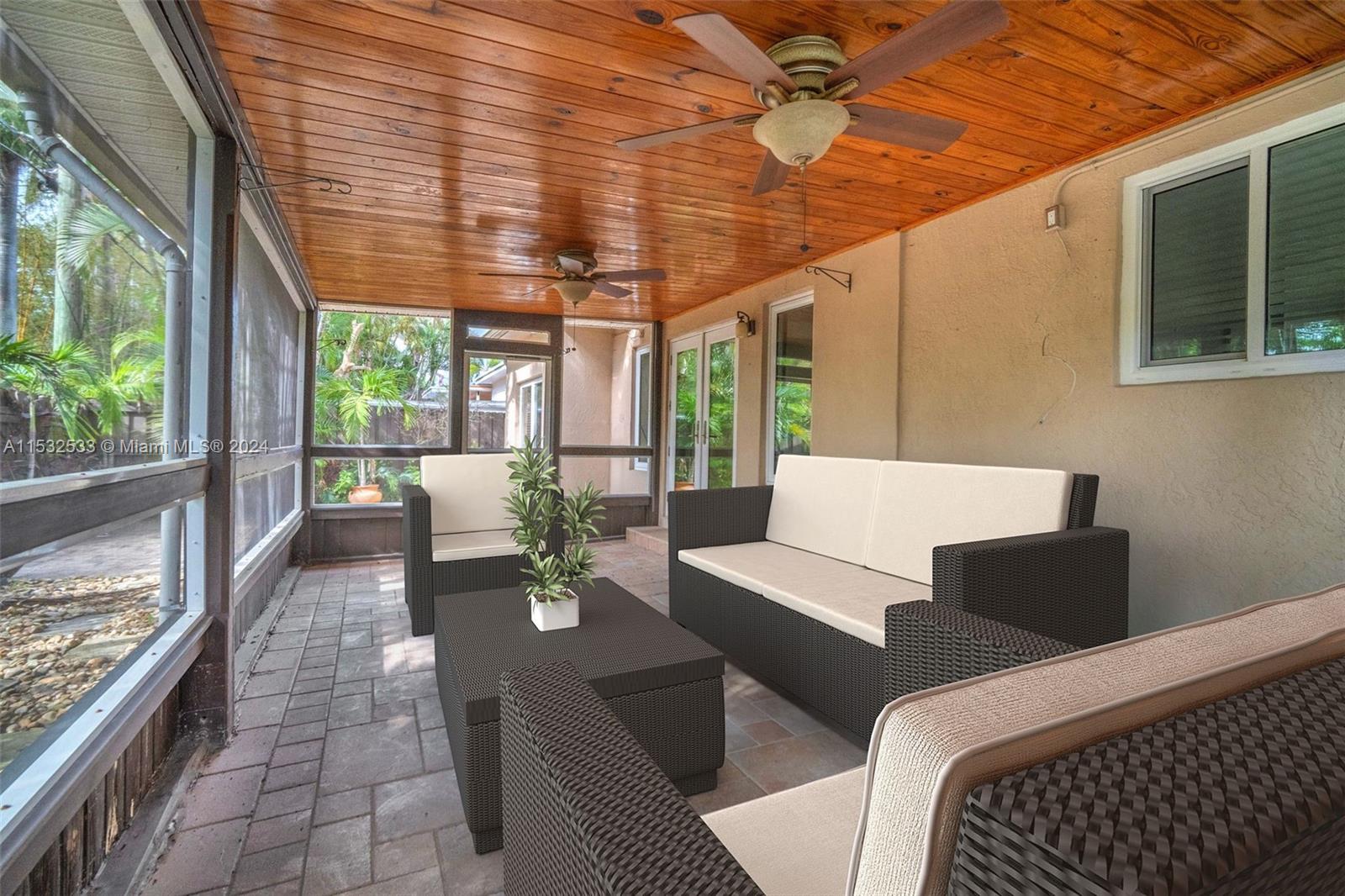 1020 Johnson St, Hollywood, Florida 33019, 3 Bedrooms Bedrooms, ,2 BathroomsBathrooms,Residential,For Sale,1020 Johnson St,A11532533