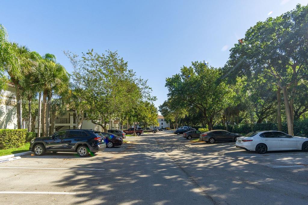 640 S Park Rd 21-4, Hollywood, Florida 33021, 3 Bedrooms Bedrooms, ,2 BathroomsBathrooms,Residential,For Sale,640 S Park Rd 21-4,A11532545