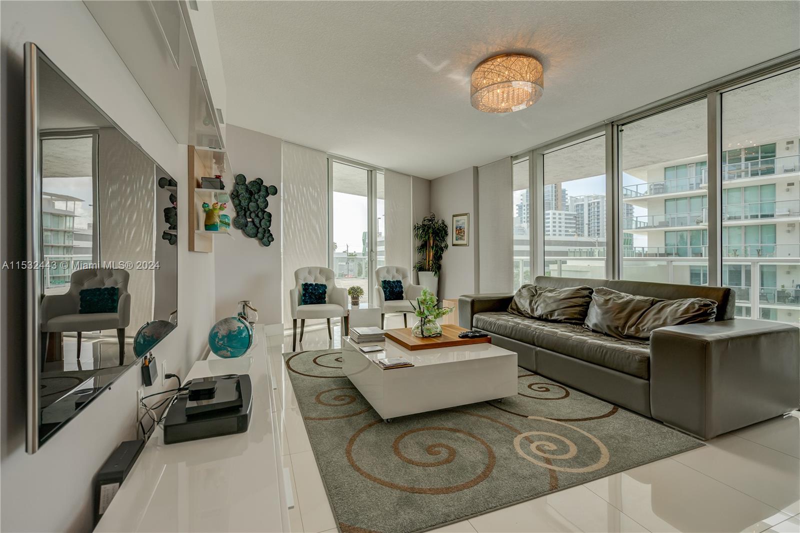 6700 Indian Creek Dr 402, Miami Beach, Florida 33141, 3 Bedrooms Bedrooms, ,2 BathroomsBathrooms,Residential,For Sale,6700 Indian Creek Dr 402,A11532443