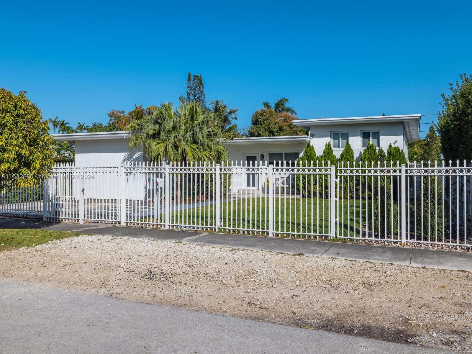 965 NE 80th St, Miami, Florida 33138, 3 Bedrooms Bedrooms, ,3 BathroomsBathrooms,Residentiallease,For Rent,965 NE 80th St,A11532286