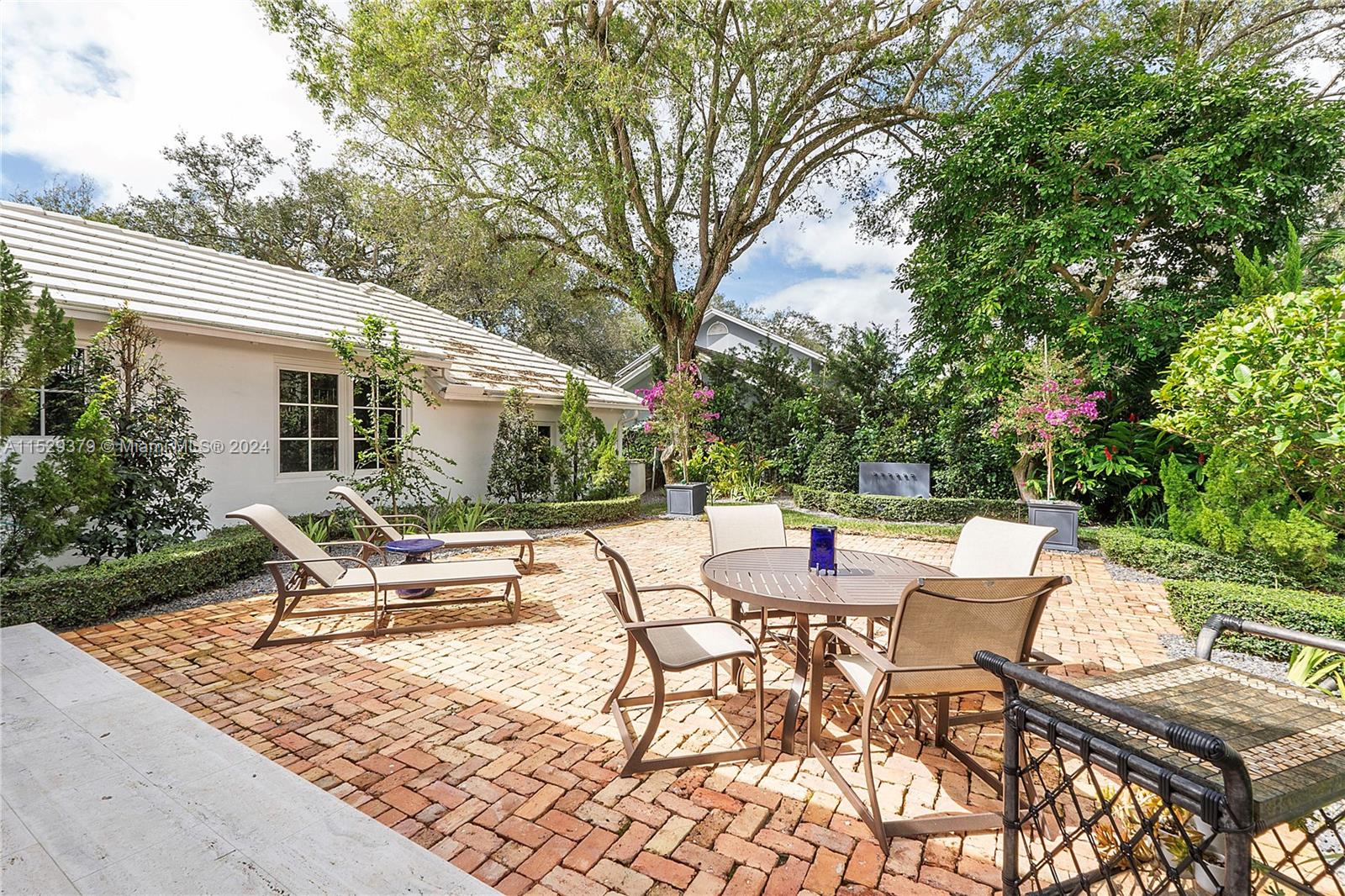 7030 Old Cutler Rd, Coral Gables, FL, 33143 United States, 4 Bedrooms Bedrooms, ,3 BathroomsBathrooms,Residential,For Sale,Old Cutler Rd,A11529379