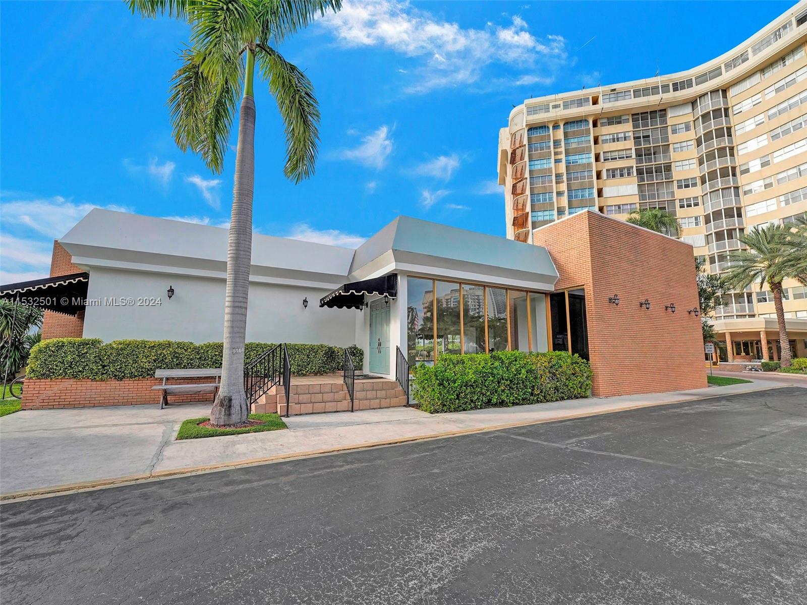 100 Golden Isles Dr 1105, Hallandale Beach, Florida 33009, 2 Bedrooms Bedrooms, ,2 BathroomsBathrooms,Residential,For Sale,100 Golden Isles Dr 1105,A11532501