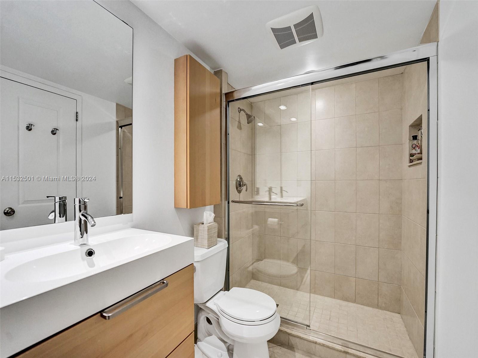 100 Golden Isles Dr 1105, Hallandale Beach, Florida 33009, 2 Bedrooms Bedrooms, ,2 BathroomsBathrooms,Residential,For Sale,100 Golden Isles Dr 1105,A11532501