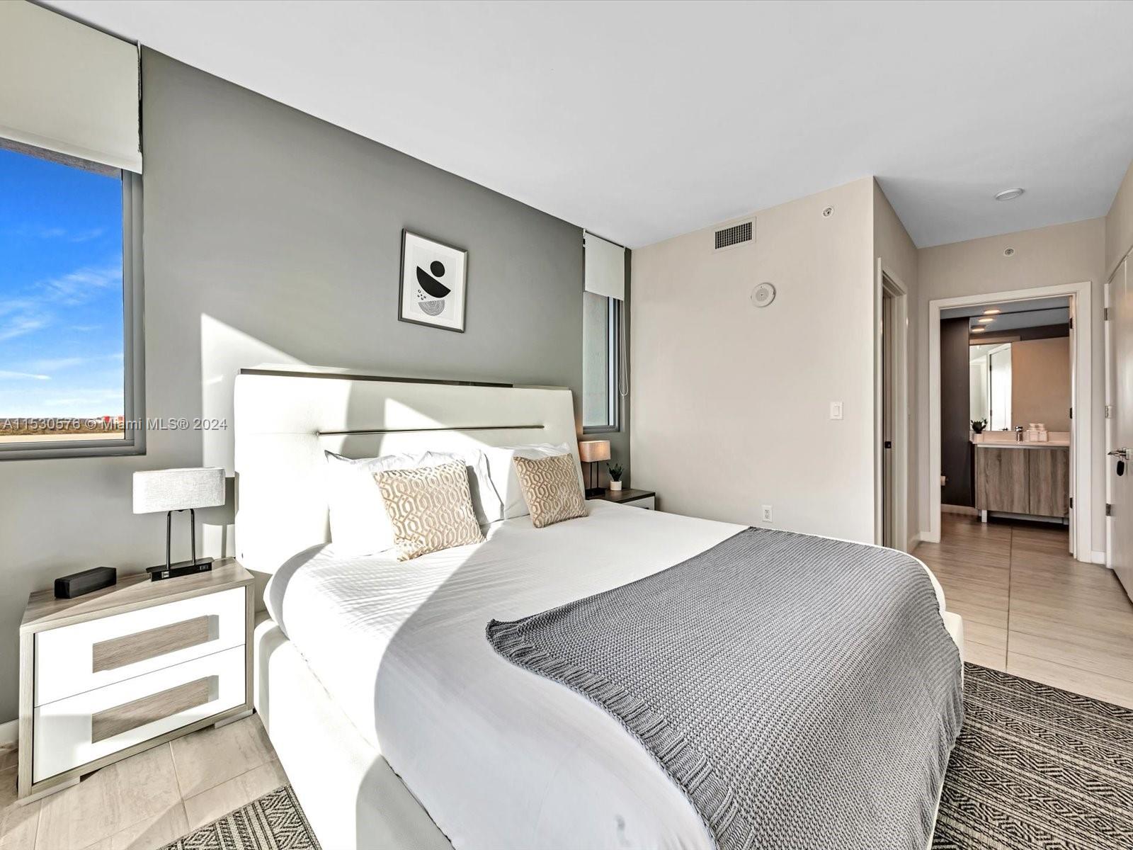 3900 Biscayne Blvd N-907, Miami, Florida 33137, 2 Bedrooms Bedrooms, ,2 BathroomsBathrooms,Residential,For Sale,3900 Biscayne Blvd N-907,A11530576