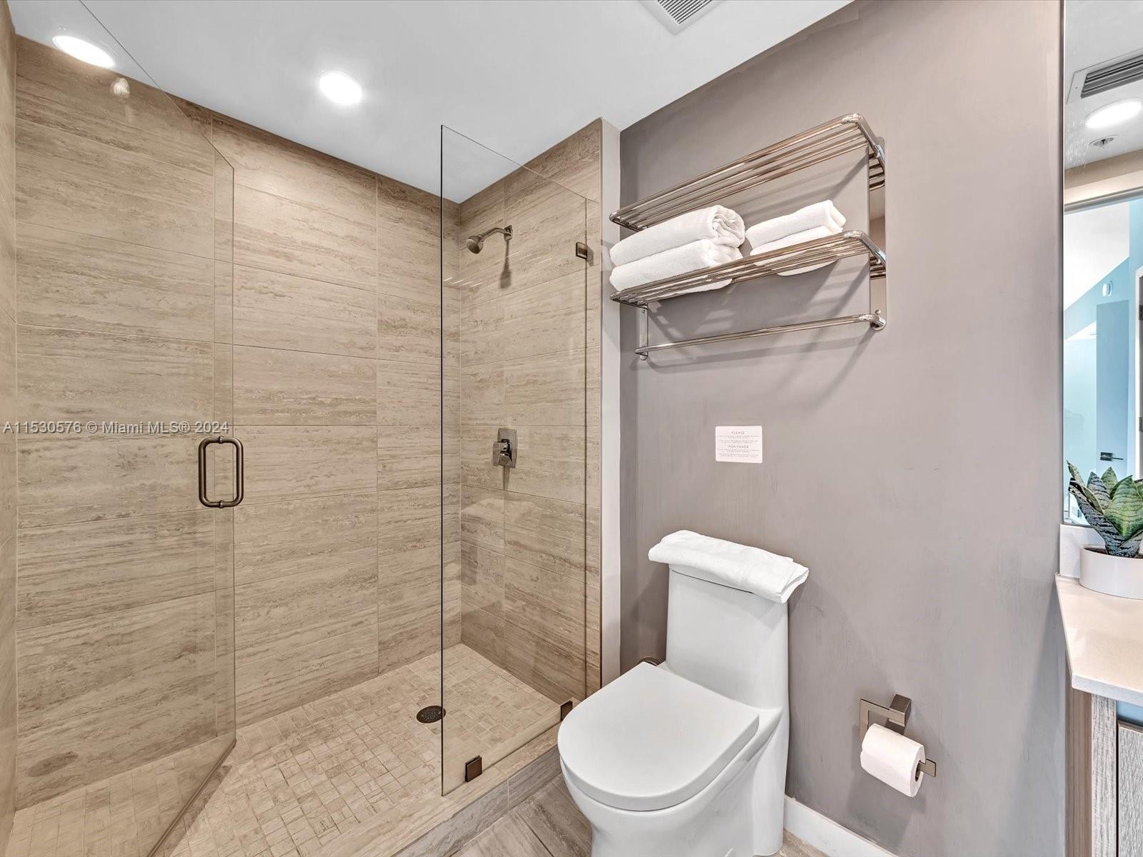 3900 Biscayne Blvd N-907, Miami, Florida 33137, 2 Bedrooms Bedrooms, ,2 BathroomsBathrooms,Residential,For Sale,3900 Biscayne Blvd N-907,A11530576