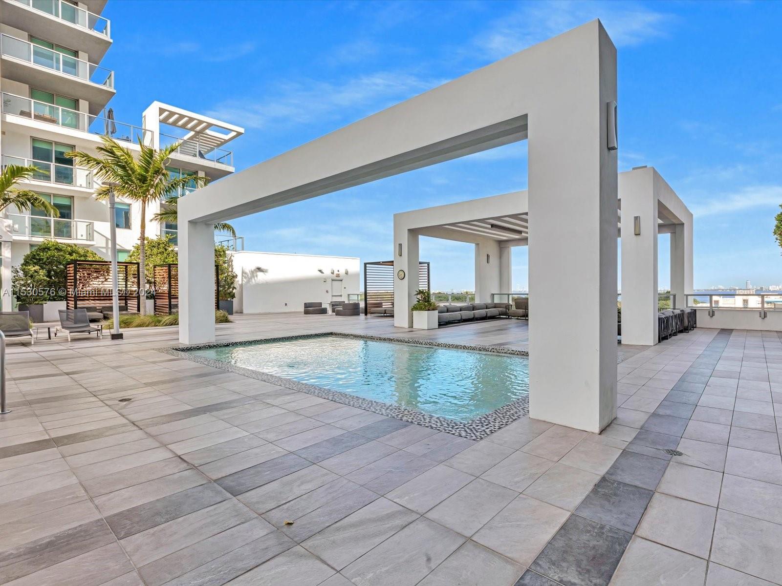 3900 Biscayne Blvd N-907, Miami, Florida 33137, 2 Bedrooms Bedrooms, ,2 BathroomsBathrooms,Residential,For Sale,3900 Biscayne Blvd N-907,A11530576