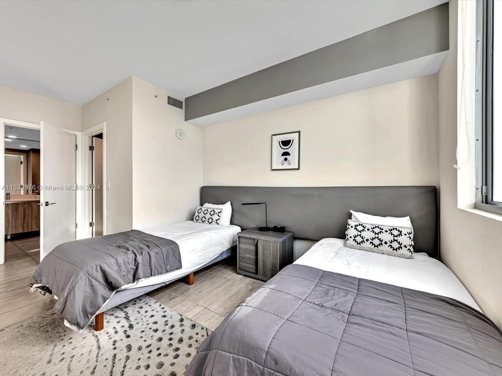 3900 Biscayne Blvd N-907, Miami, Florida 33137, 2 Bedrooms Bedrooms, ,2 BathroomsBathrooms,Residential,For Sale,3900 Biscayne Blvd N-907,A11530576