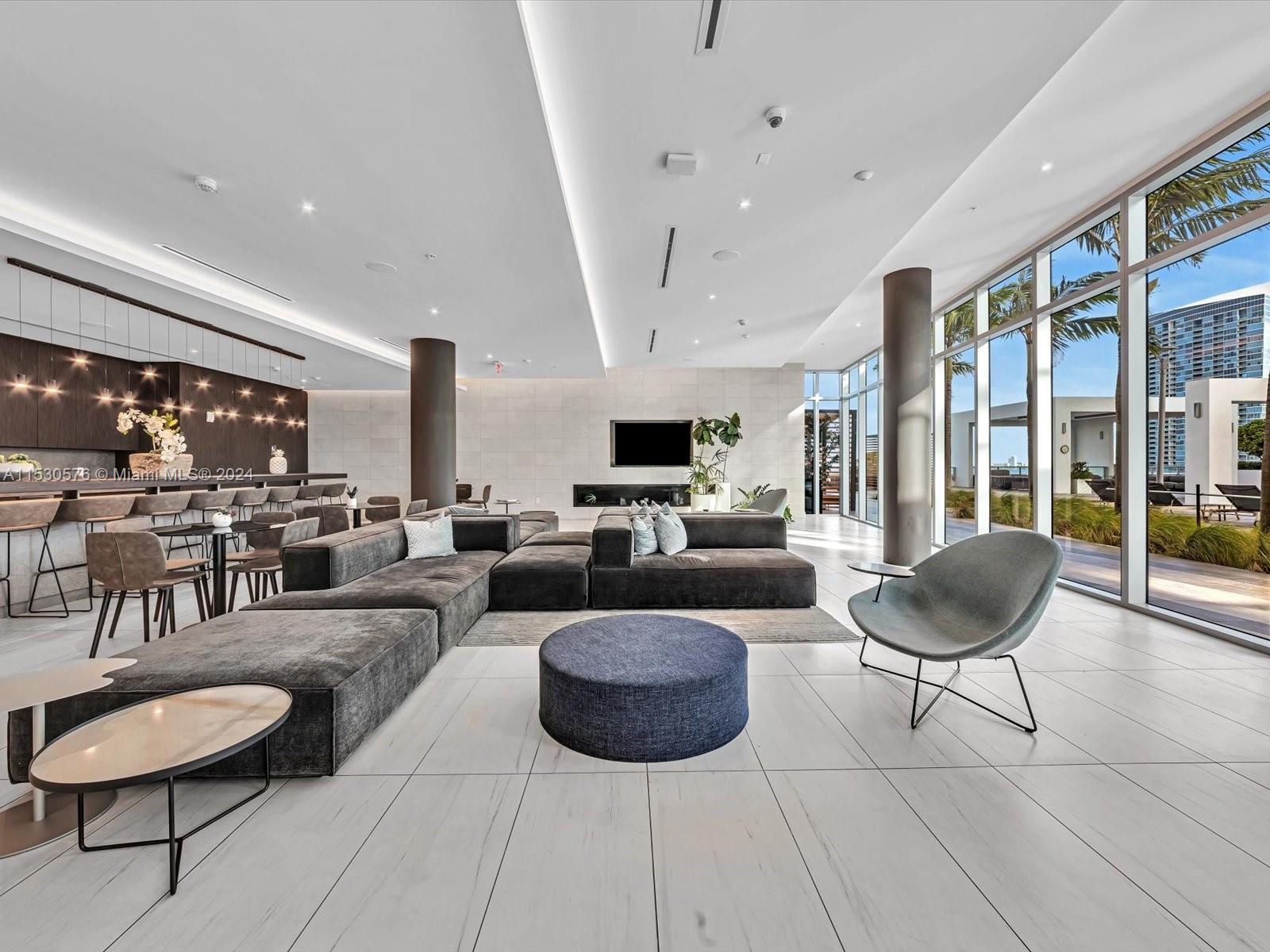 3900 Biscayne Blvd N-907, Miami, Florida 33137, 2 Bedrooms Bedrooms, ,2 BathroomsBathrooms,Residential,For Sale,3900 Biscayne Blvd N-907,A11530576