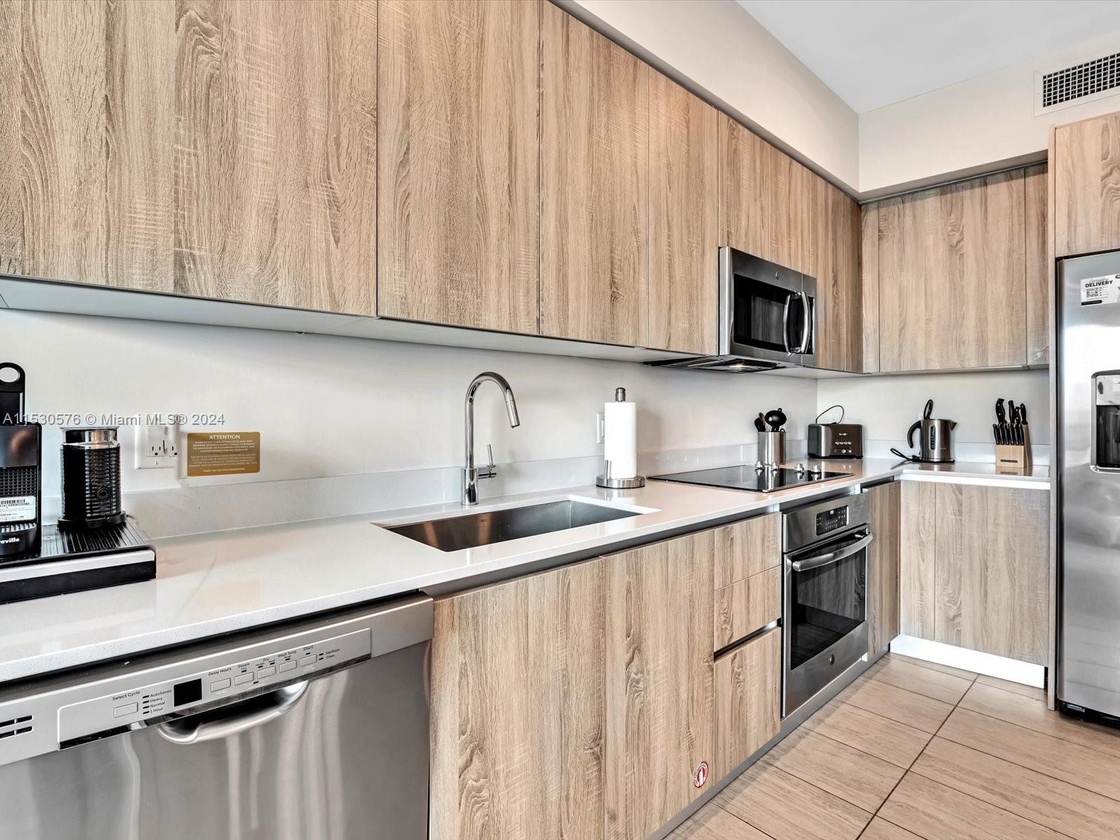 3900 Biscayne Blvd N-907, Miami, Florida 33137, 2 Bedrooms Bedrooms, ,2 BathroomsBathrooms,Residential,For Sale,3900 Biscayne Blvd N-907,A11530576