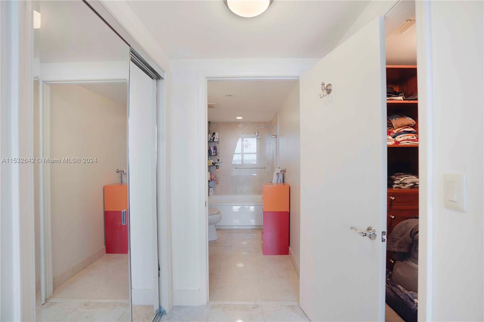 19501 W Country Club Dr 1610, Aventura, Florida 33180, 2 Bedrooms Bedrooms, ,2 BathroomsBathrooms,Residentiallease,For Rent,19501 W Country Club Dr 1610,A11532642