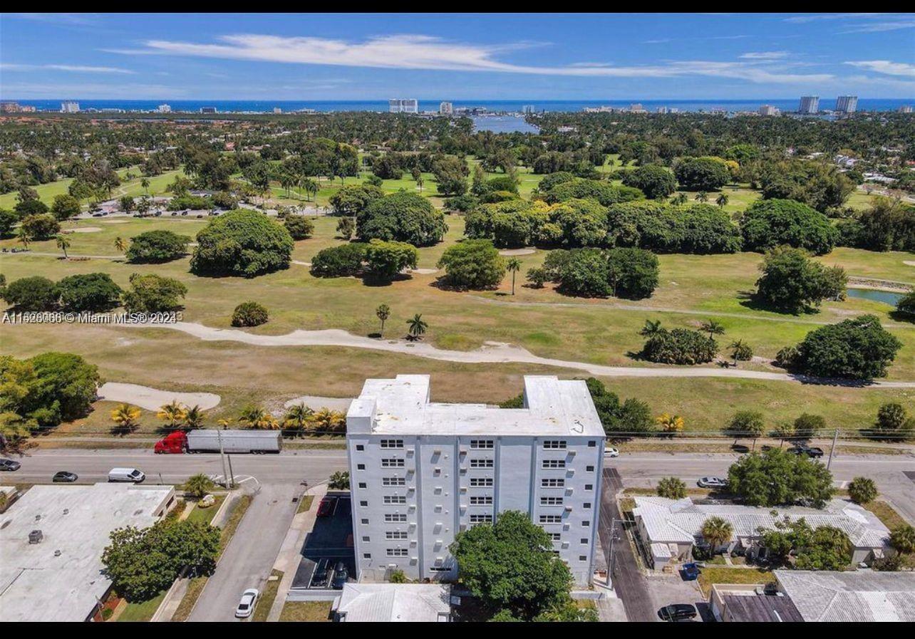 1700 Pierce Street 703, Hollywood, Florida 33020, 1 Bedroom Bedrooms, ,1 BathroomBathrooms,Residential,For Sale,1700 Pierce Street 703,A11528066