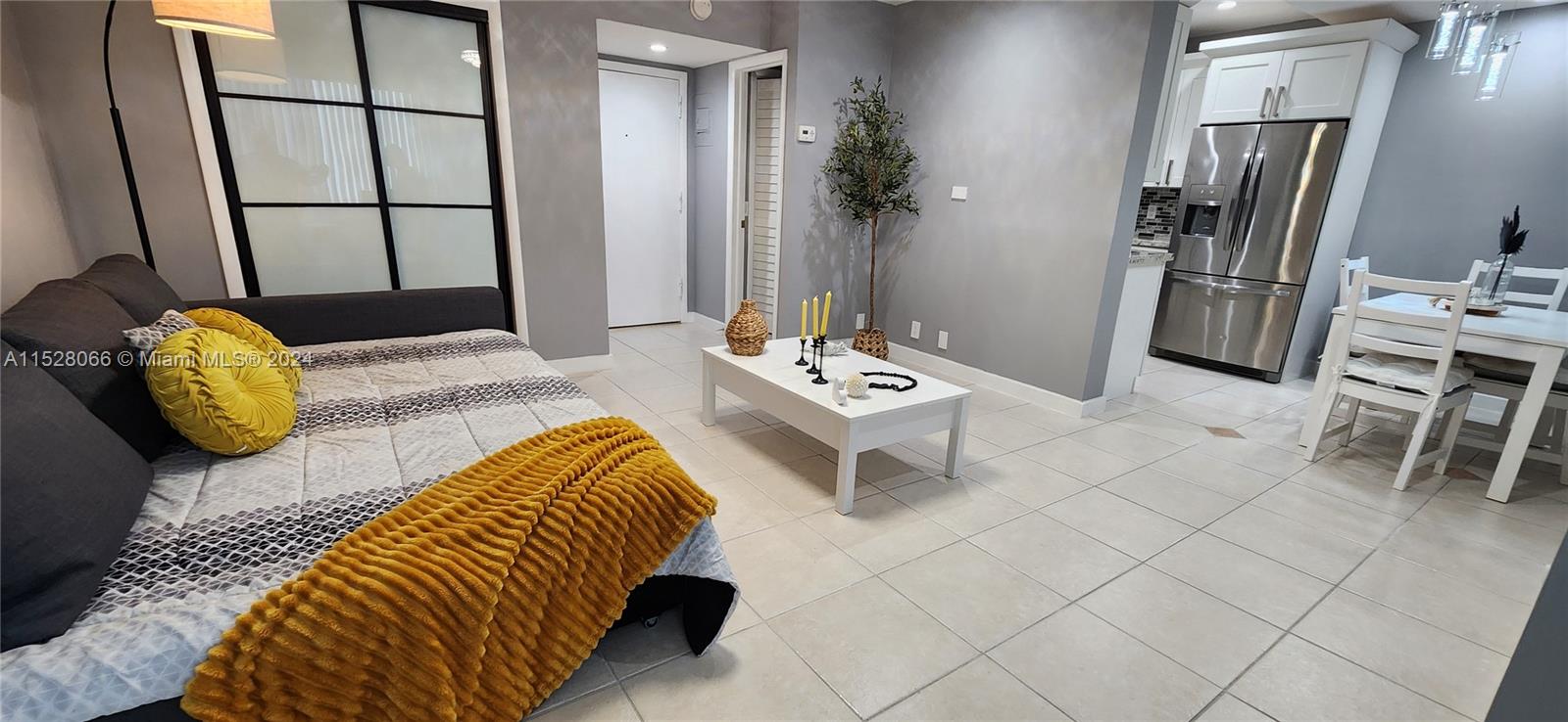 1700 Pierce Street 703, Hollywood, Florida 33020, 1 Bedroom Bedrooms, ,1 BathroomBathrooms,Residential,For Sale,1700 Pierce Street 703,A11528066