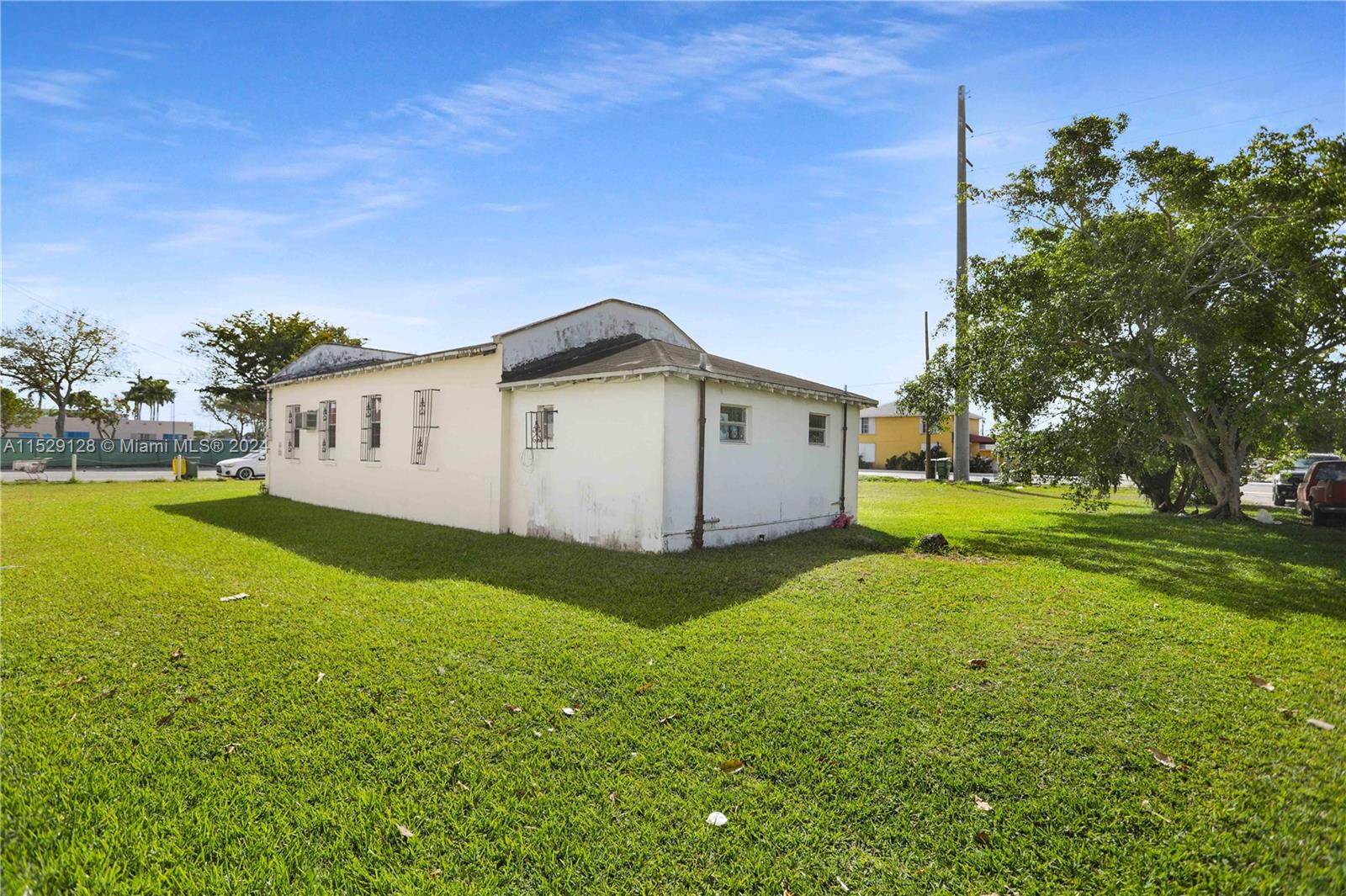 736 SW 6th Ave, Homestead, Florida 33030, ,Residential,For Sale,736 SW 6th Ave,A11529128