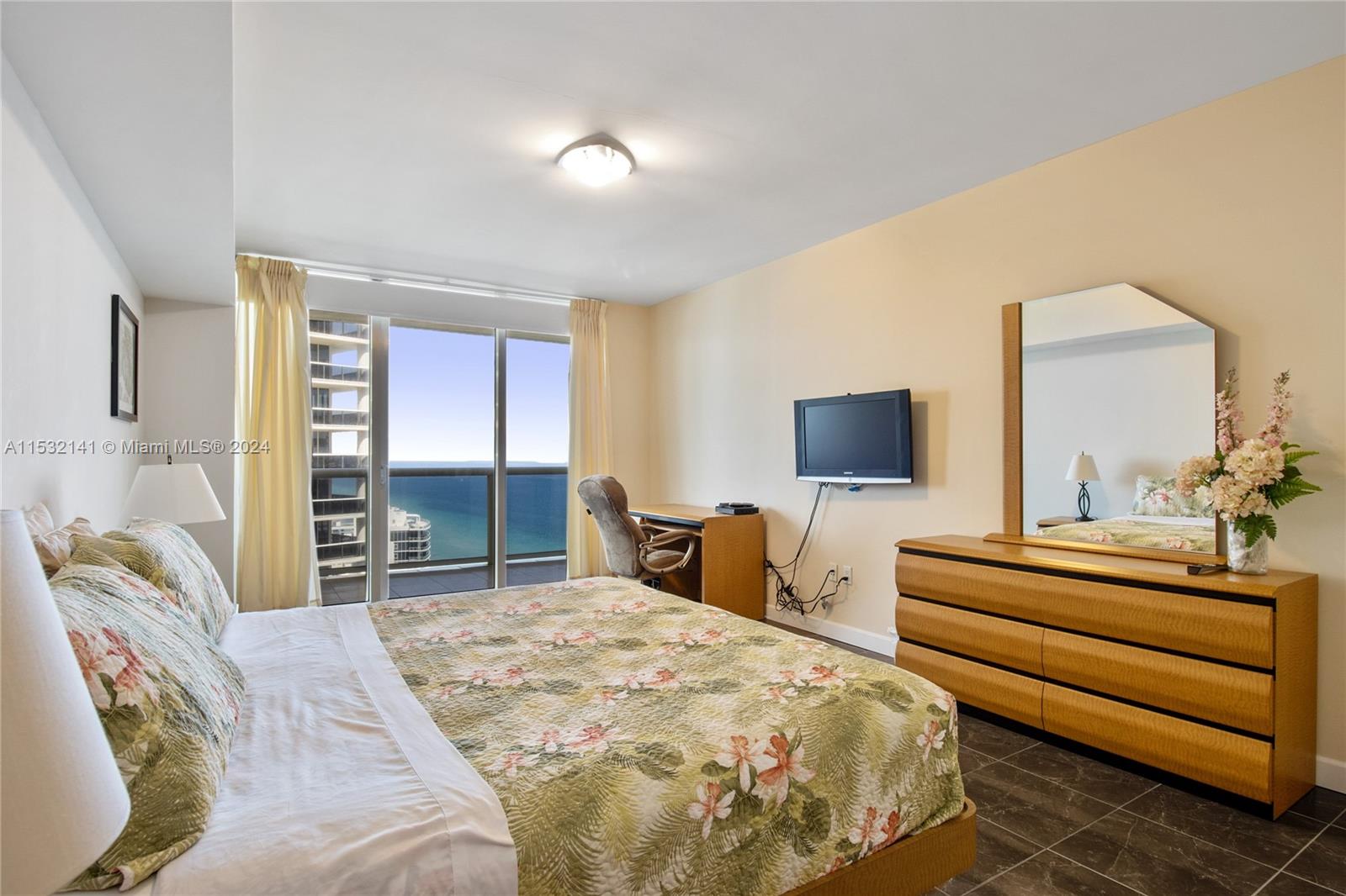 1830 S Ocean Dr 3508, Hallandale Beach, Florida 33009, 2 Bedrooms Bedrooms, ,2 BathroomsBathrooms,Residentiallease,For Rent,1830 S Ocean Dr 3508,A11532141