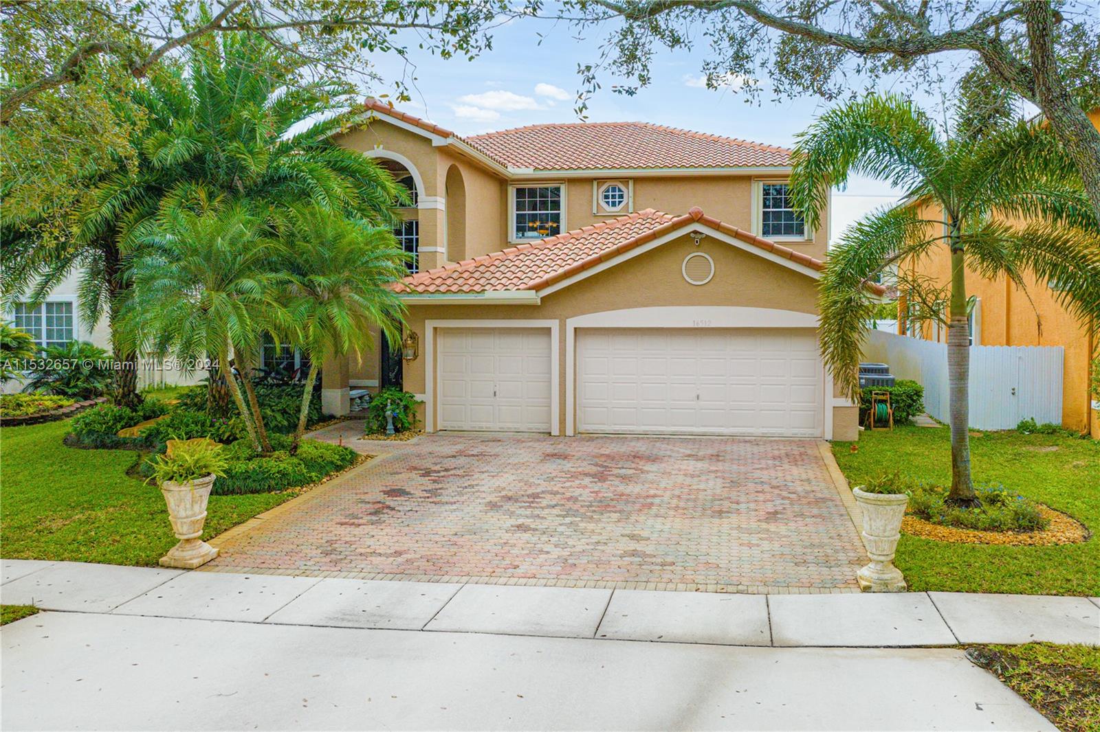16512 SW 18th St, Miramar, Florida 33027, 4 Bedrooms Bedrooms, ,2 BathroomsBathrooms,Residential,For Sale,16512 SW 18th St,A11532657