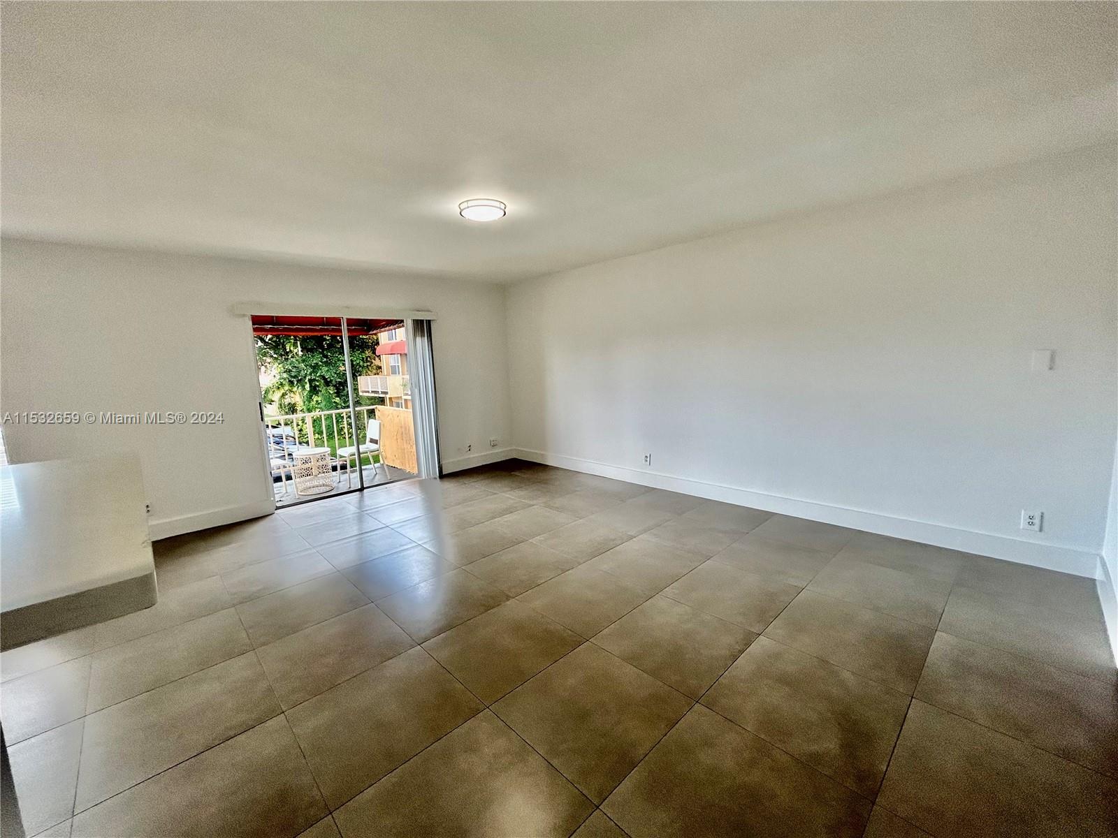 17911 NW 68th Ave O203, Hialeah, Florida 33015, 2 Bedrooms Bedrooms, ,2 BathroomsBathrooms,Residential,For Sale,17911 NW 68th Ave O203,A11532659