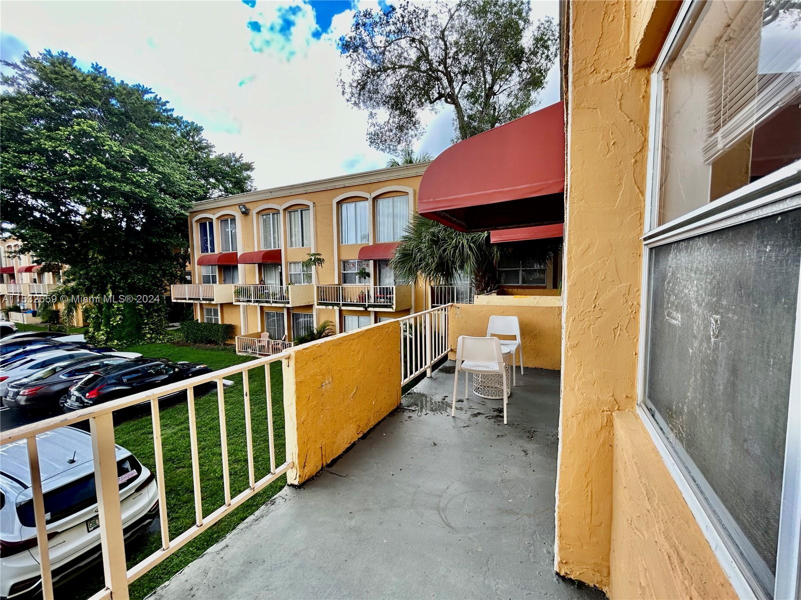 17911 NW 68th Ave O203, Hialeah, Florida 33015, 2 Bedrooms Bedrooms, ,2 BathroomsBathrooms,Residential,For Sale,17911 NW 68th Ave O203,A11532659