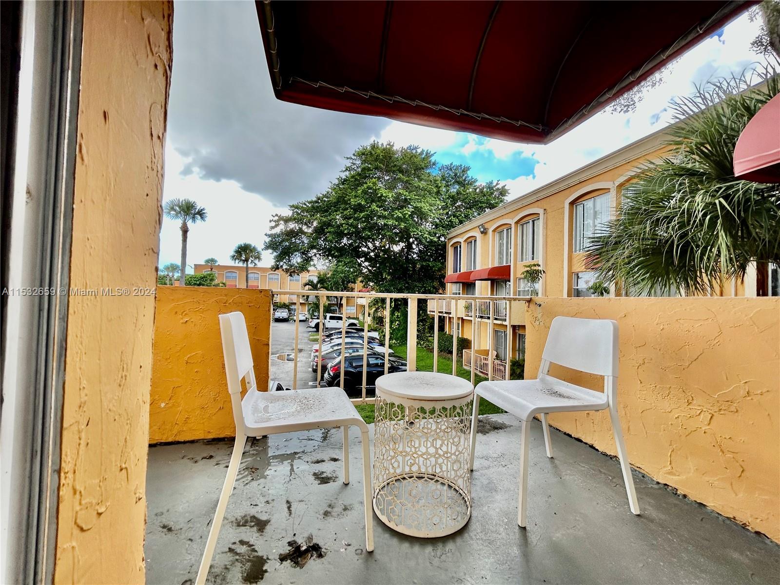 17911 NW 68th Ave O203, Hialeah, Florida 33015, 2 Bedrooms Bedrooms, ,2 BathroomsBathrooms,Residential,For Sale,17911 NW 68th Ave O203,A11532659