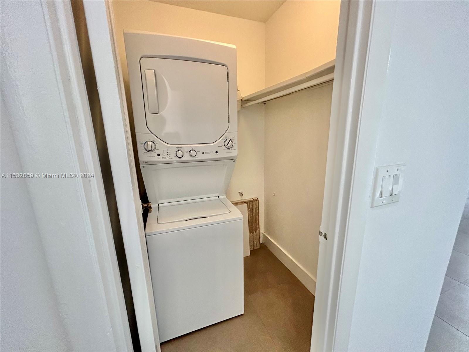 17911 NW 68th Ave O203, Hialeah, Florida 33015, 2 Bedrooms Bedrooms, ,2 BathroomsBathrooms,Residential,For Sale,17911 NW 68th Ave O203,A11532659