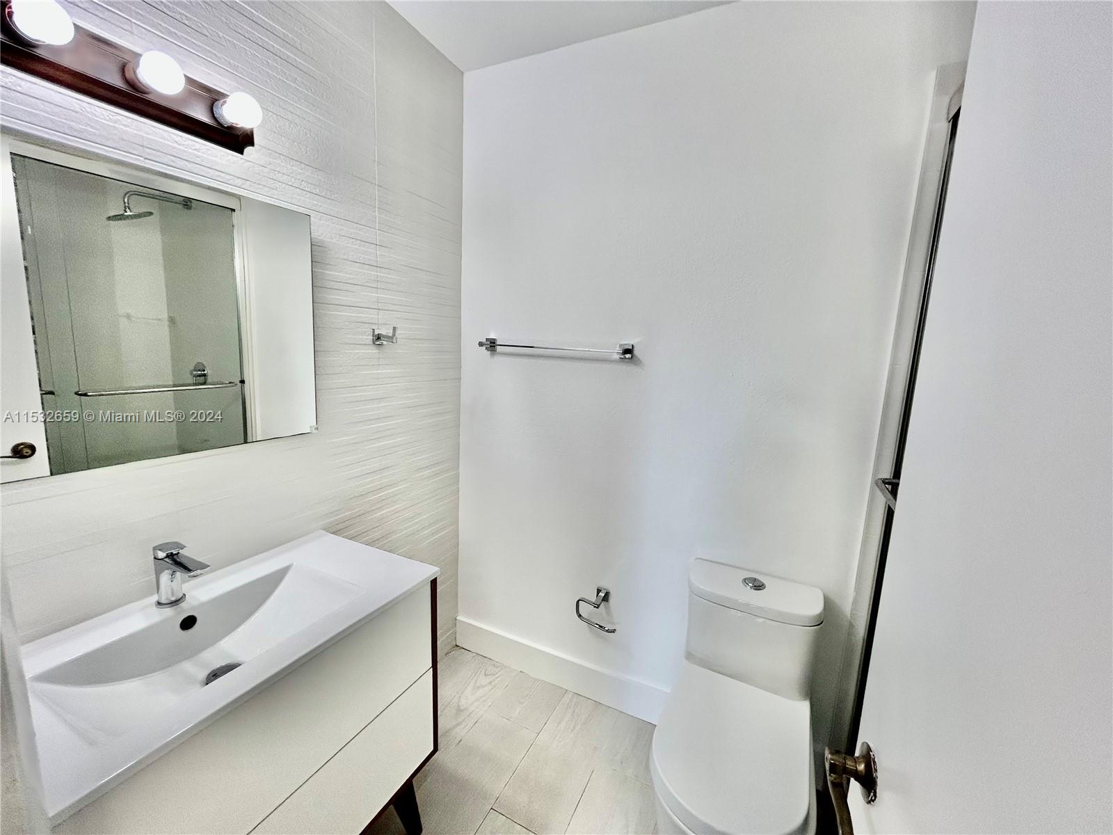 17911 NW 68th Ave O203, Hialeah, Florida 33015, 2 Bedrooms Bedrooms, ,2 BathroomsBathrooms,Residential,For Sale,17911 NW 68th Ave O203,A11532659