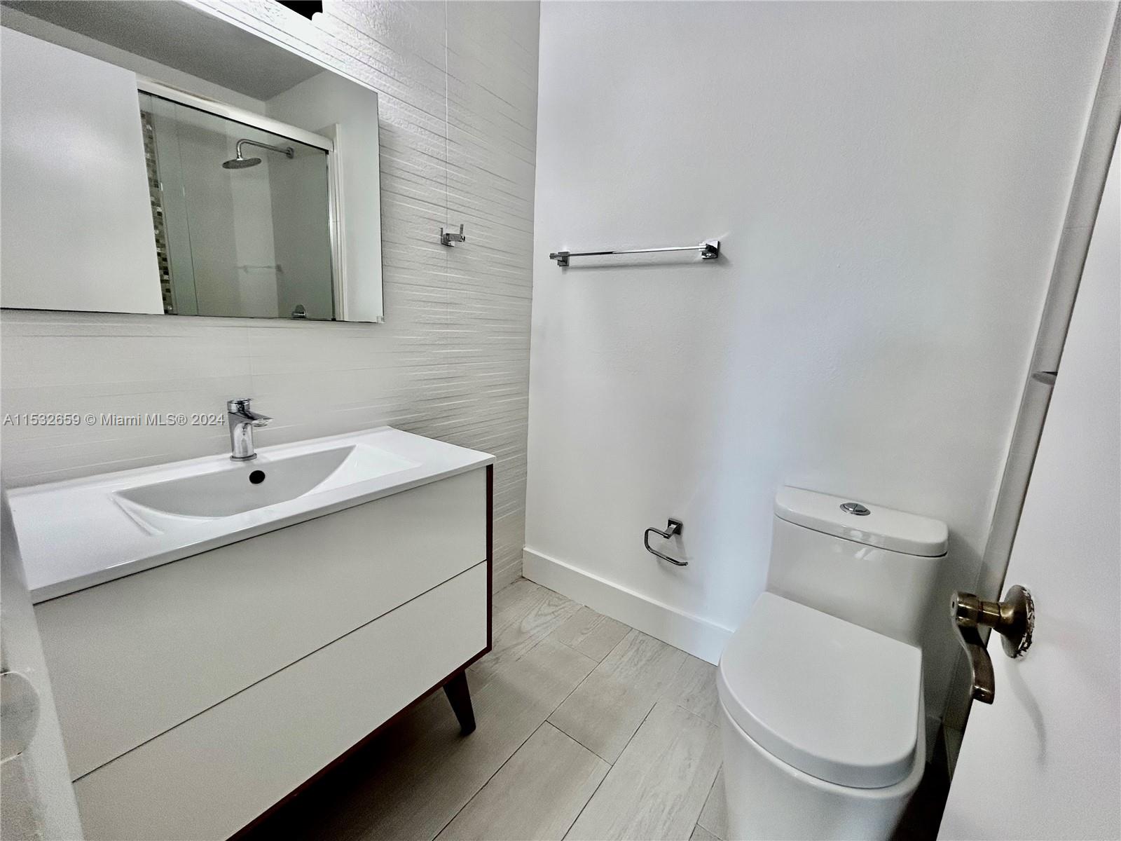 17911 NW 68th Ave O203, Hialeah, Florida 33015, 2 Bedrooms Bedrooms, ,2 BathroomsBathrooms,Residential,For Sale,17911 NW 68th Ave O203,A11532659