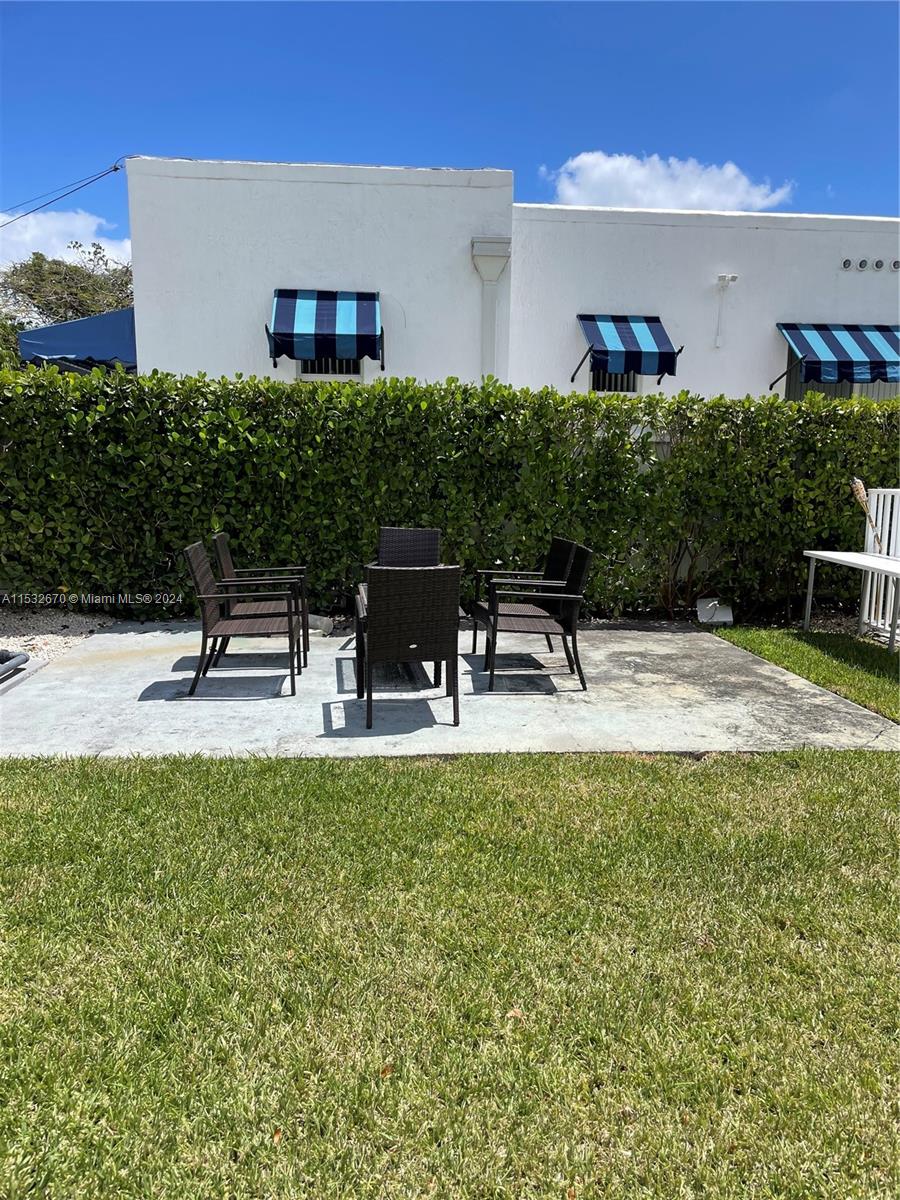 2255 SW 10th St A, Miami, Florida 33135, 2 Bedrooms Bedrooms, ,1 BathroomBathrooms,Residentiallease,For Rent,2255 SW 10th St A,A11532670