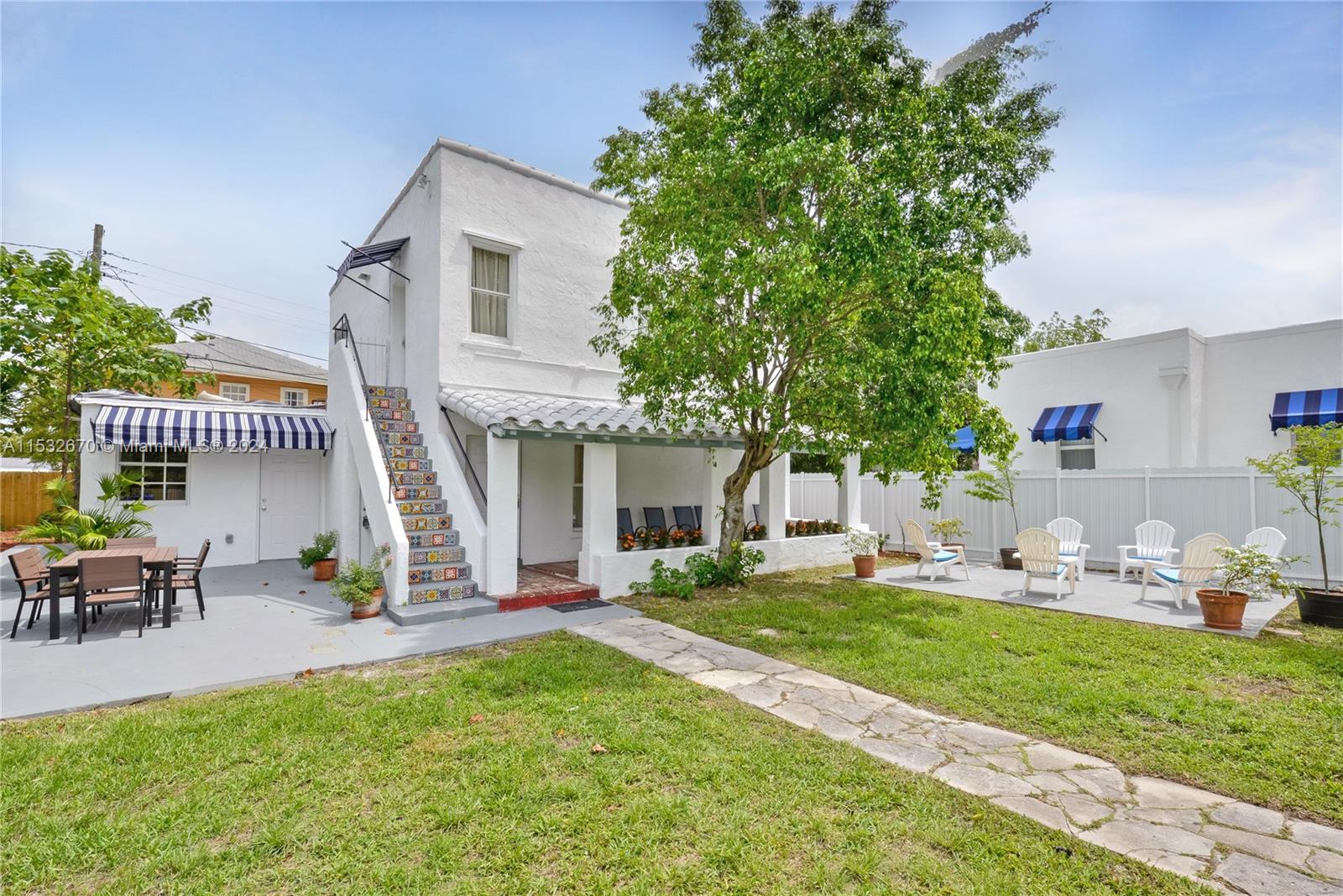 2255 SW 10th St A, Miami, Florida 33135, 2 Bedrooms Bedrooms, ,1 BathroomBathrooms,Residentiallease,For Rent,2255 SW 10th St A,A11532670