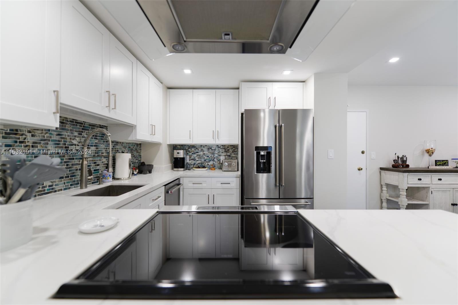 1950 S Ocean Dr 12G, Hallandale Beach, Florida 33009, 2 Bedrooms Bedrooms, ,2 BathroomsBathrooms,Residential,For Sale,1950 S Ocean Dr 12G,A11532191