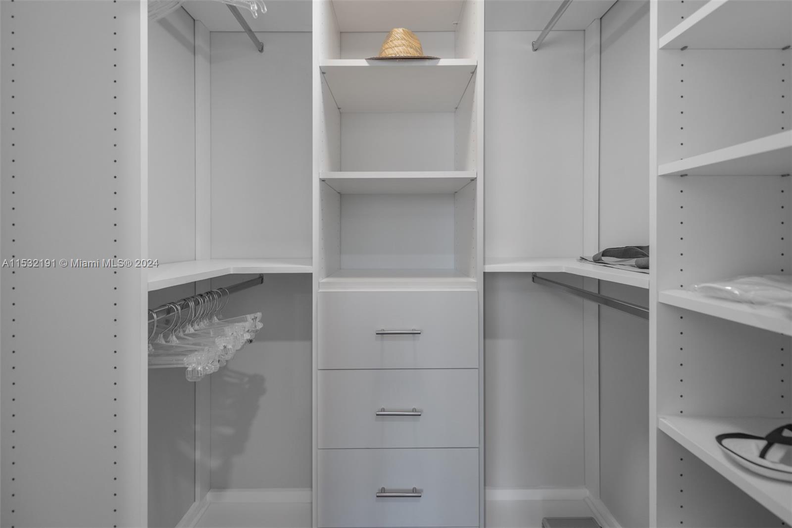 1950 S Ocean Dr 12G, Hallandale Beach, Florida 33009, 2 Bedrooms Bedrooms, ,2 BathroomsBathrooms,Residential,For Sale,1950 S Ocean Dr 12G,A11532191