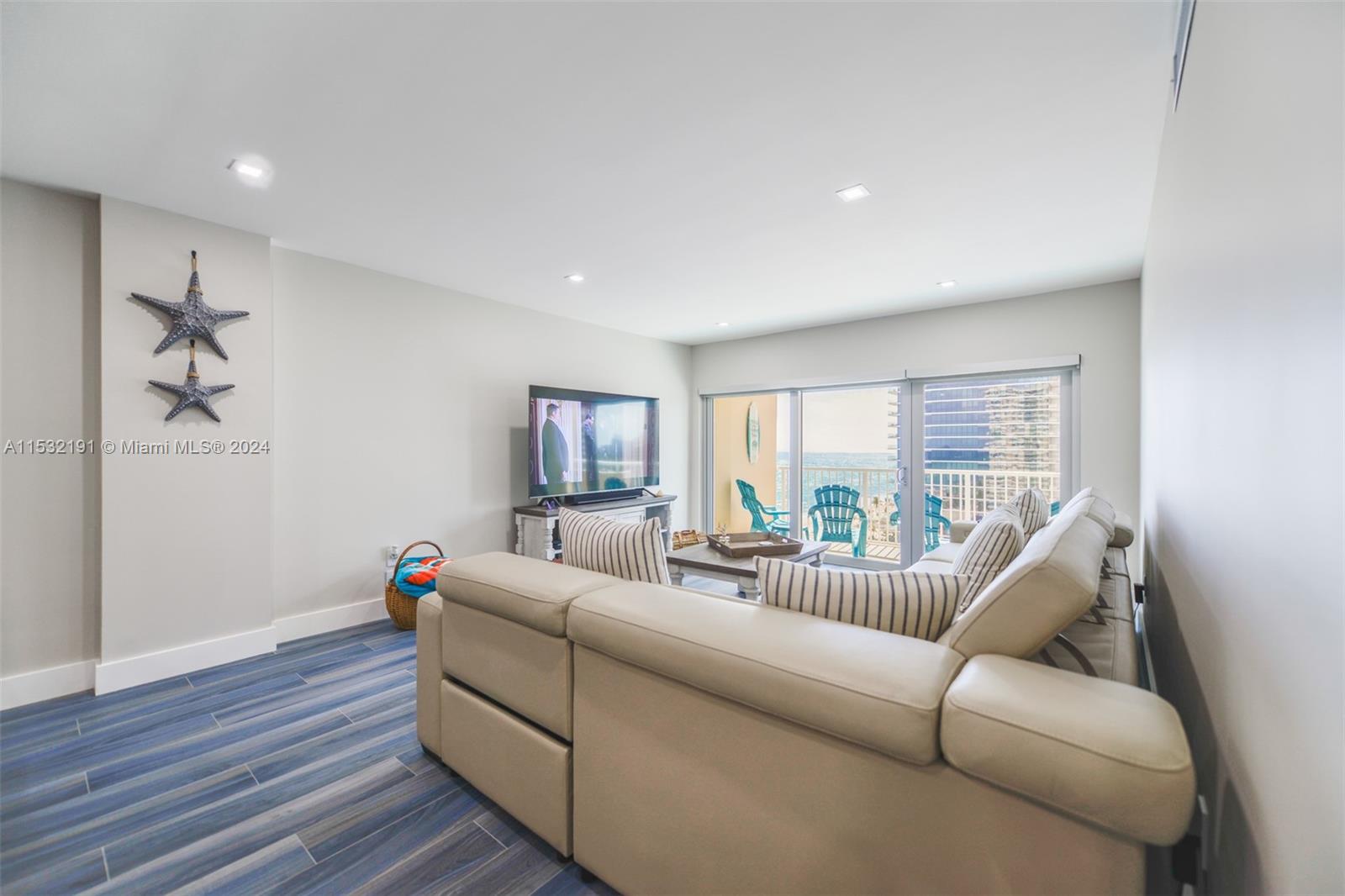 1950 S Ocean Dr 12G, Hallandale Beach, Florida 33009, 2 Bedrooms Bedrooms, ,2 BathroomsBathrooms,Residential,For Sale,1950 S Ocean Dr 12G,A11532191