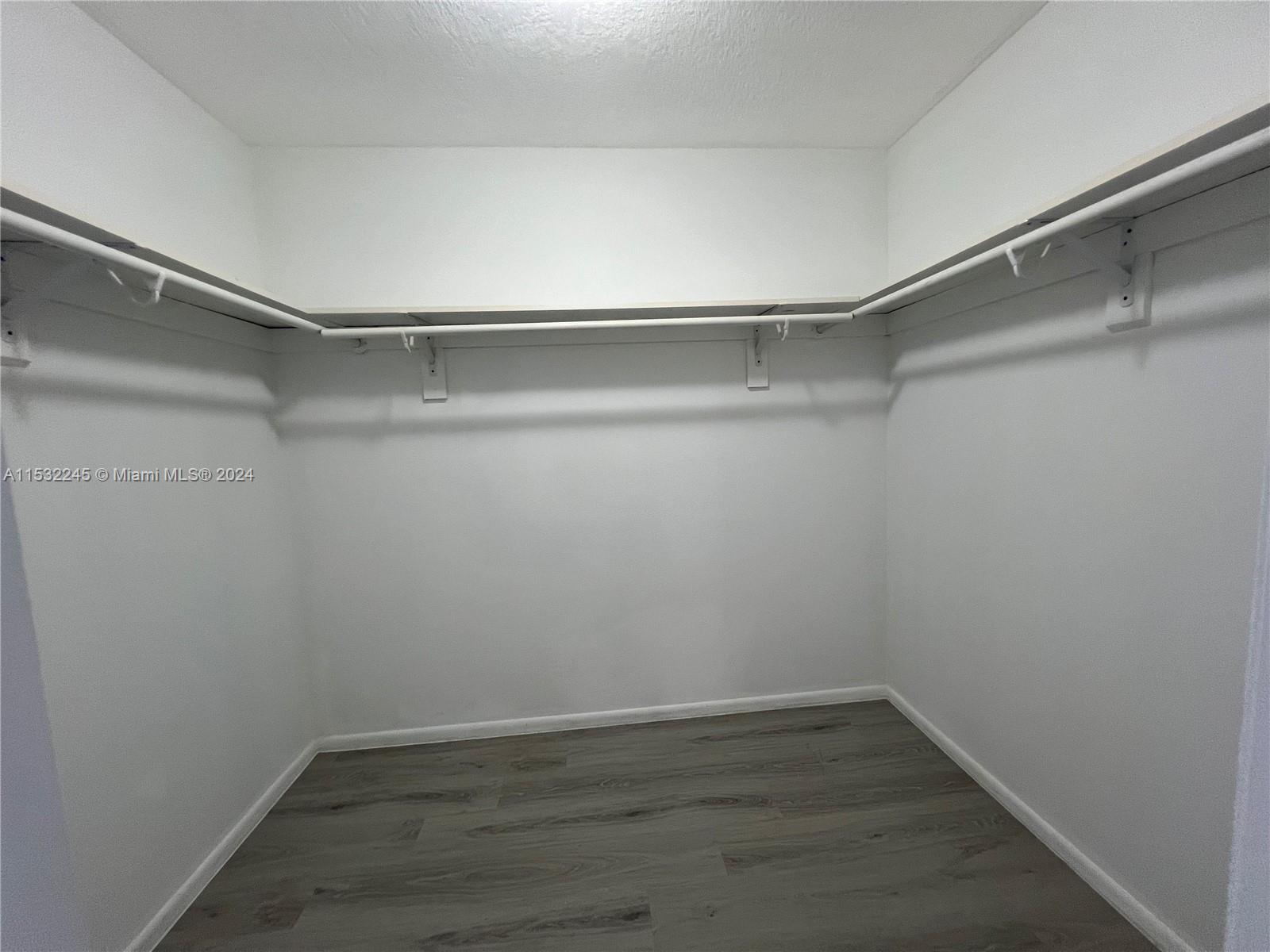 816 NE 27th Ave 816, Hallandale Beach, Florida 33009, 2 Bedrooms Bedrooms, ,2 BathroomsBathrooms,Residentiallease,For Rent,816 NE 27th Ave 816,A11532245