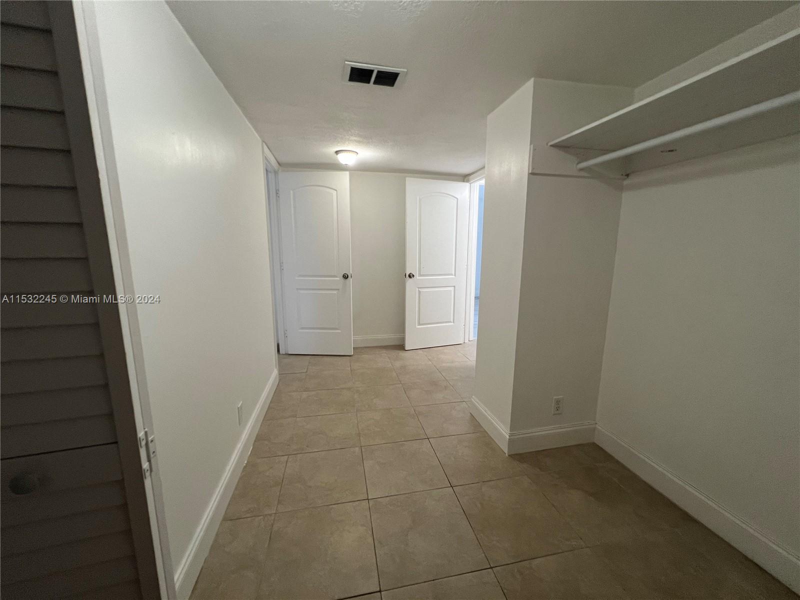 816 NE 27th Ave 816, Hallandale Beach, Florida 33009, 2 Bedrooms Bedrooms, ,2 BathroomsBathrooms,Residentiallease,For Rent,816 NE 27th Ave 816,A11532245